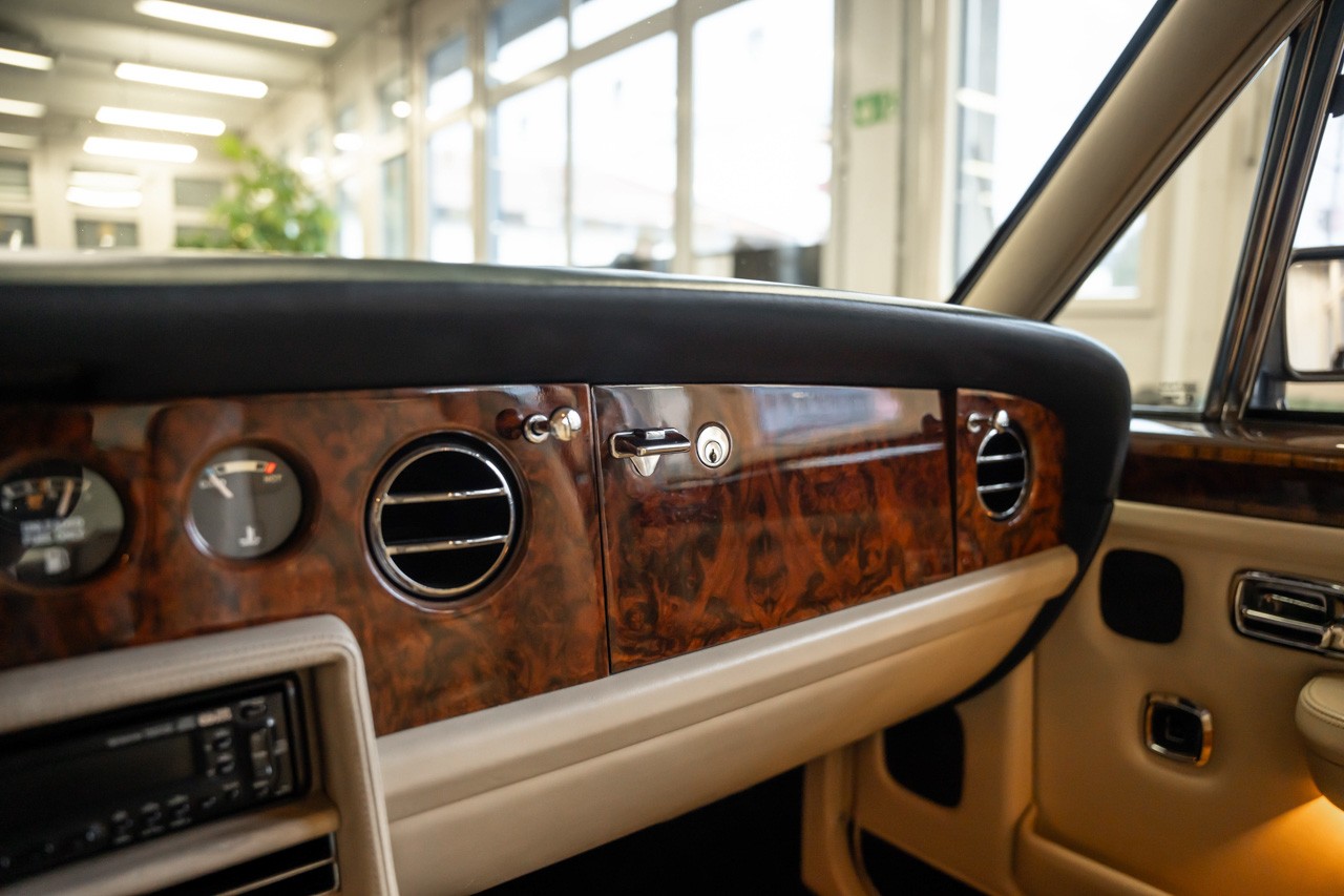 BENTLEY Turbo R-image-22