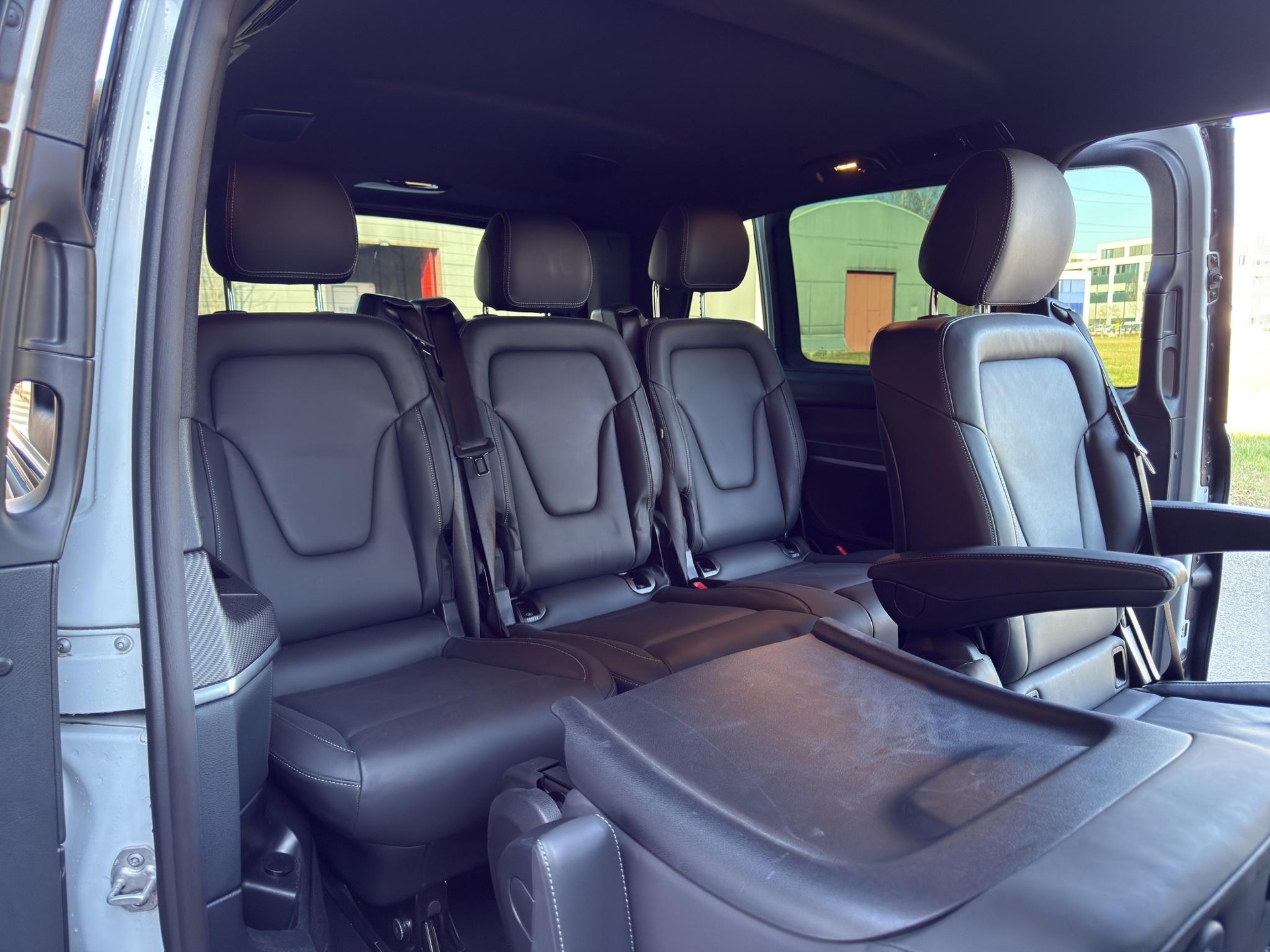 MERCEDES-BENZ V 300 d Swiss Ed. lang Van-image-20