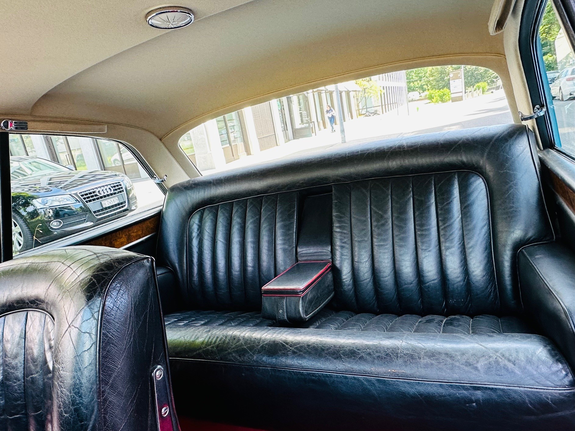 BENTLEY S3 CHINESE EYE VETERAN RHD-image-15