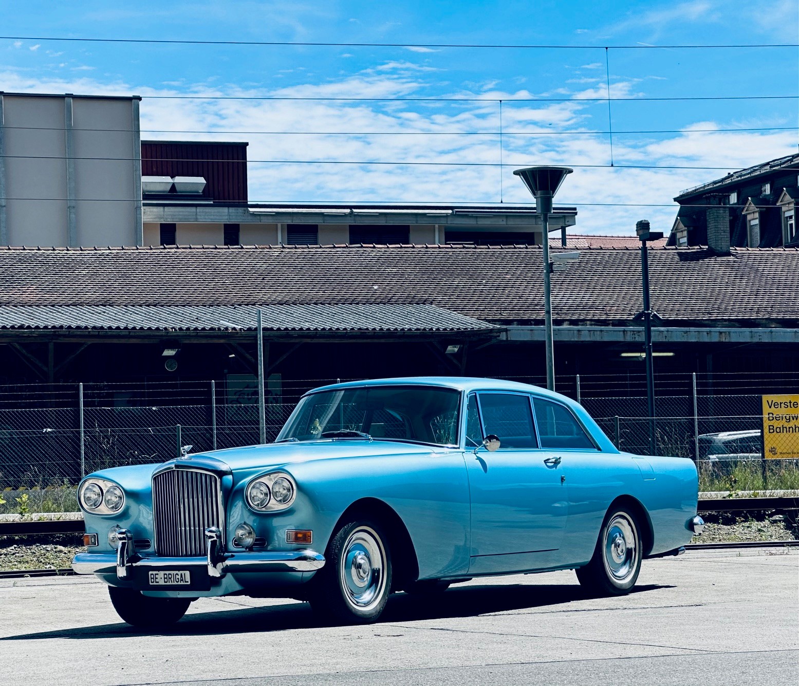BENTLEY S3 CHINESE EYE VETERAN RHD-image-4