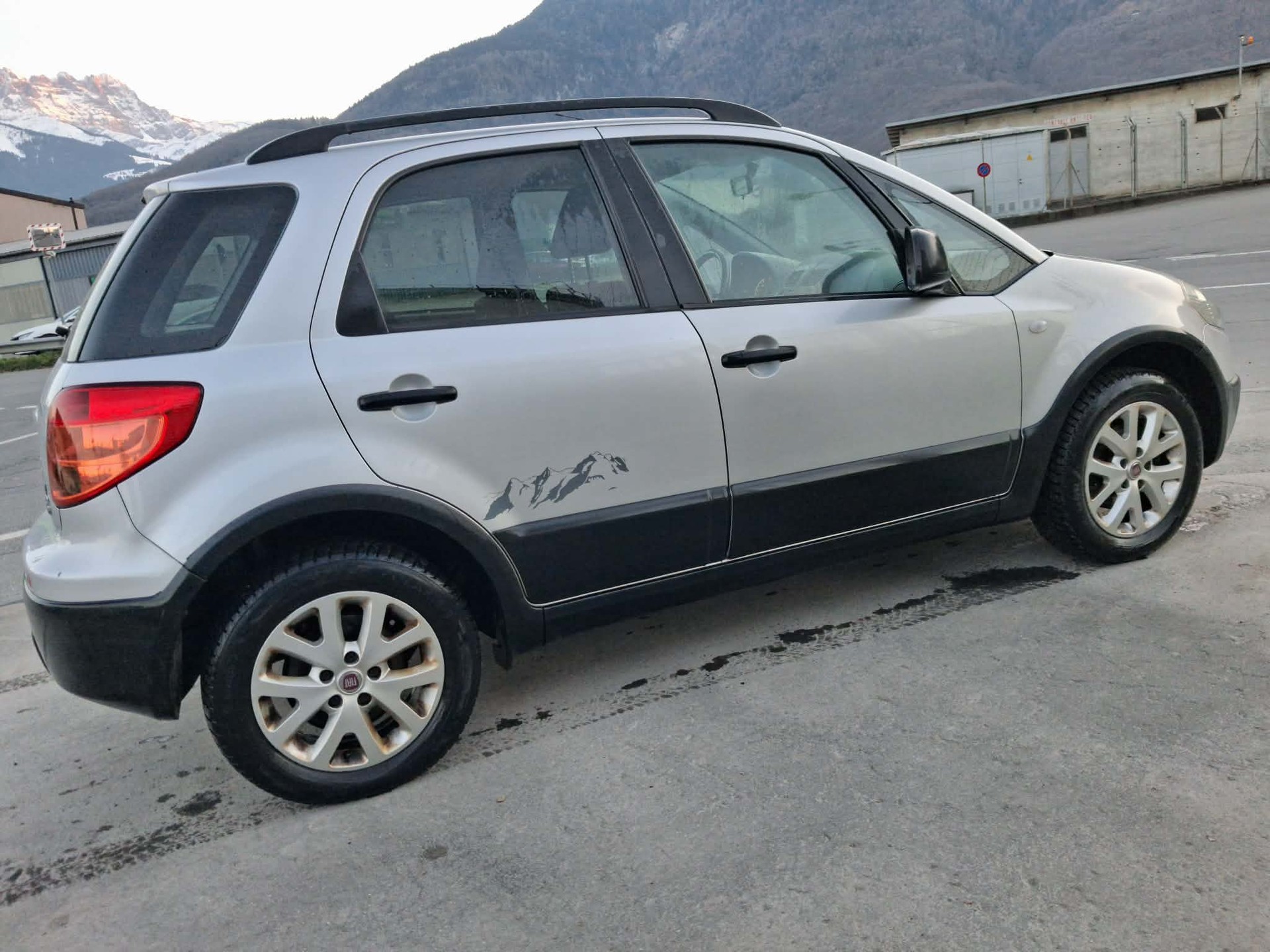 FIAT Sedici 1.6 4WD Freestyle-image-7