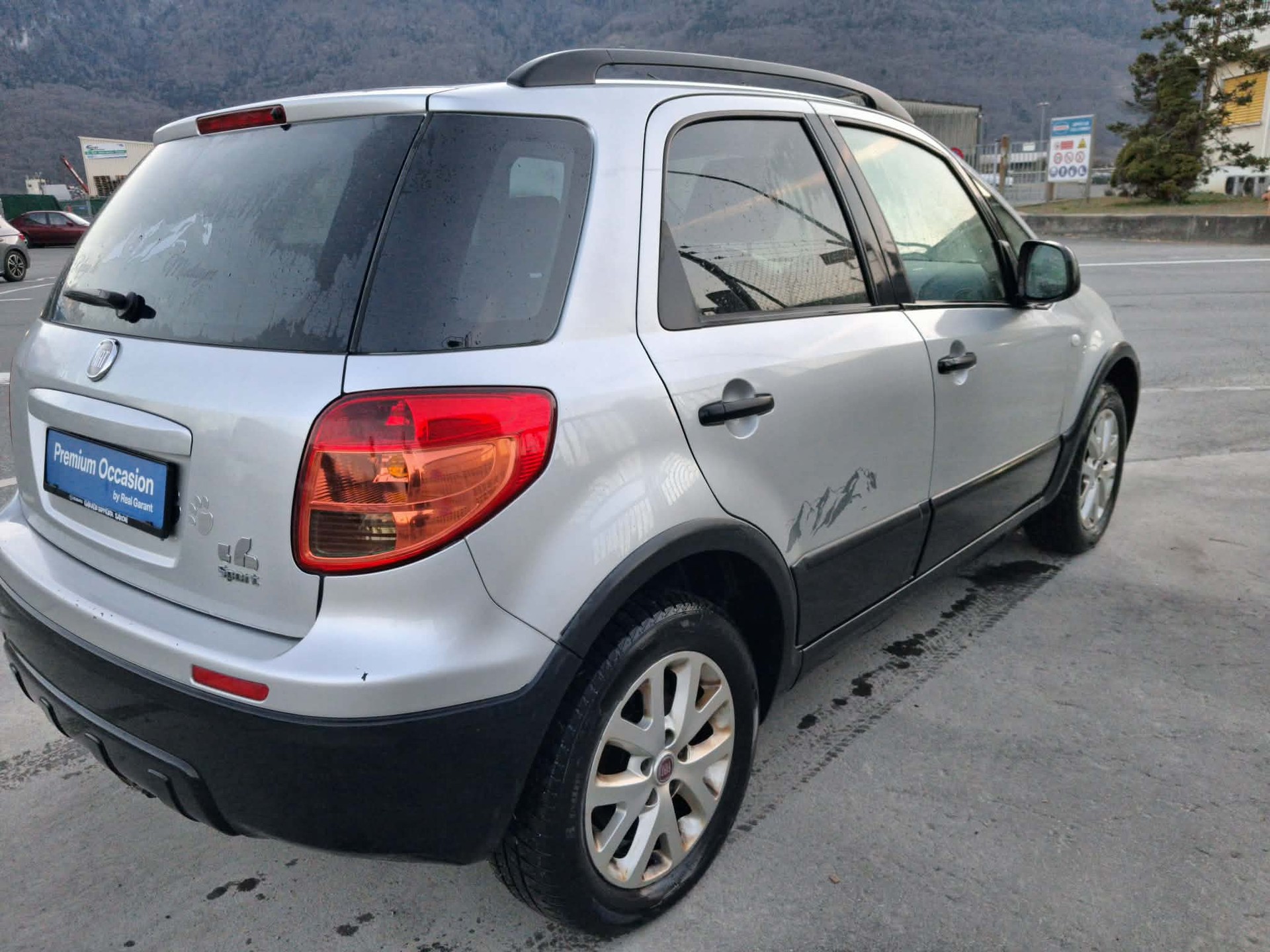 FIAT Sedici 1.6 4WD Freestyle-image-3