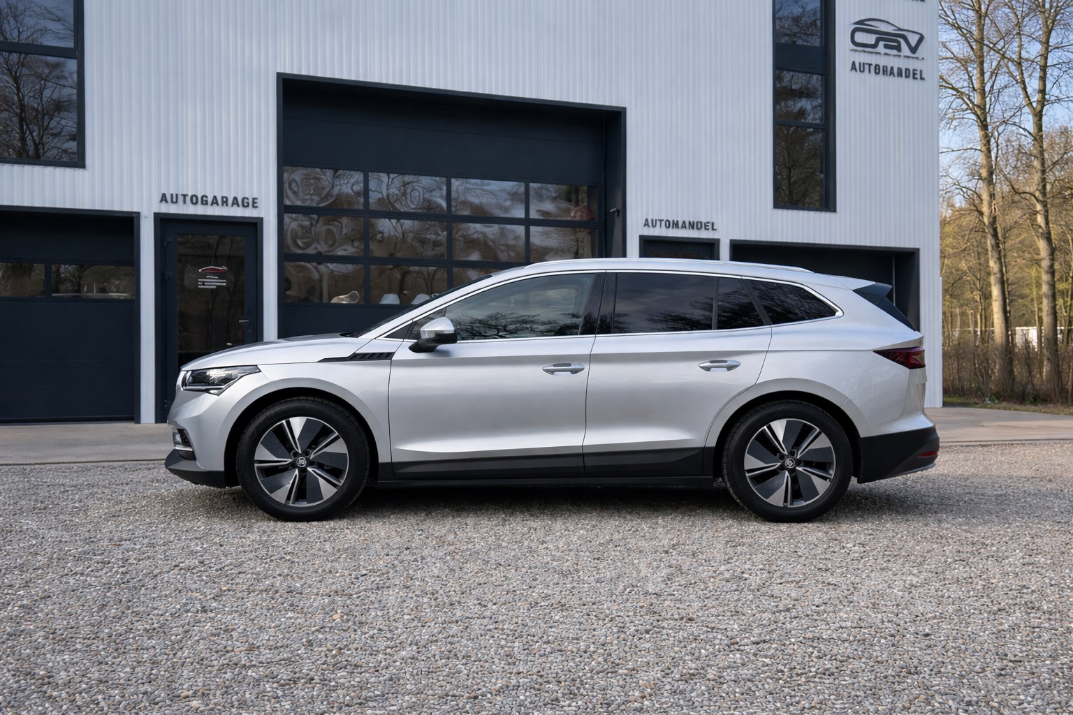 SKODA Enyaq iV 80x-image-2
