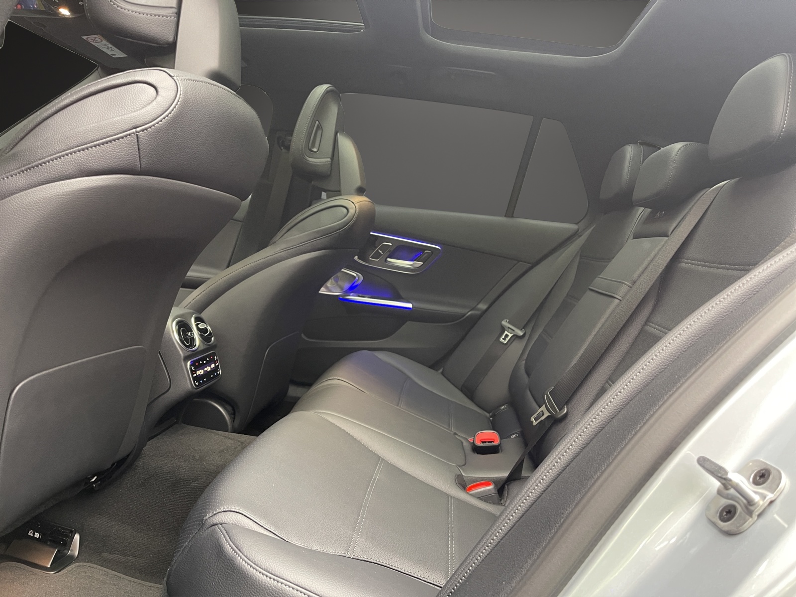 MERCEDES-BENZ C 220 d T 4 Matic Swiss Star-image-7