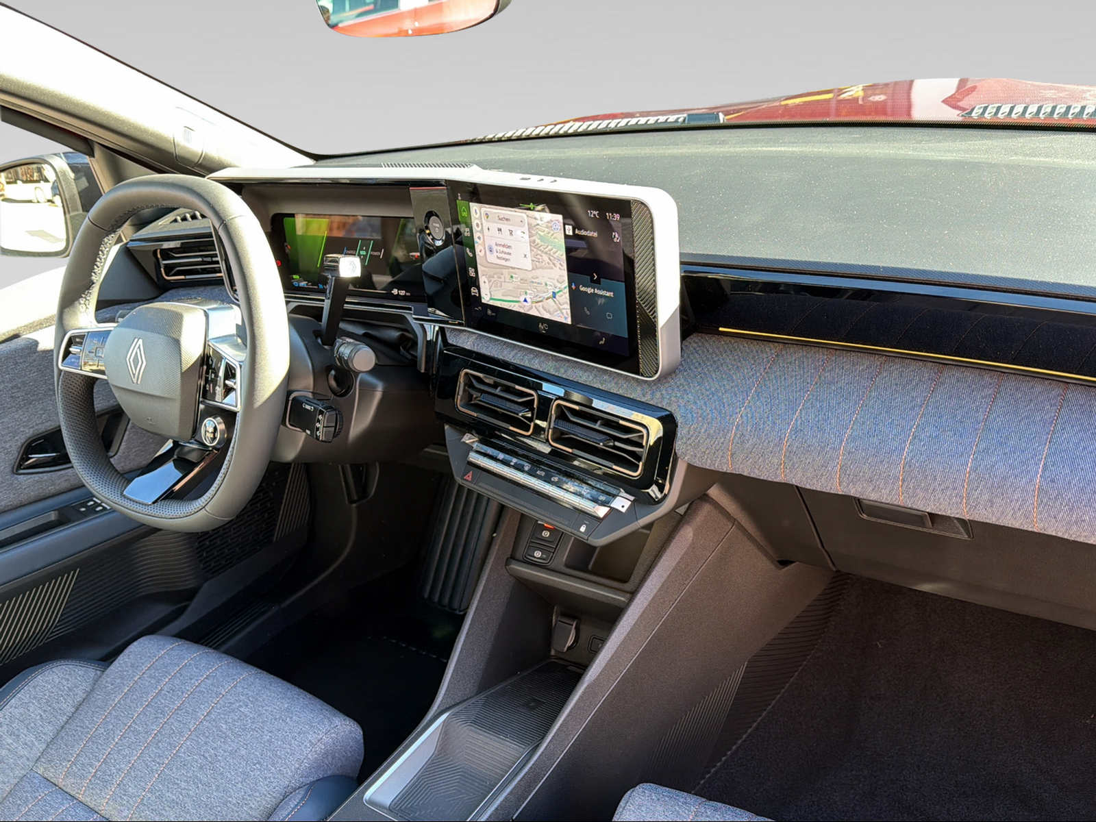 RENAULT R4 E-TECH ELECTRIC techno 150PS Comfort Range-image-8