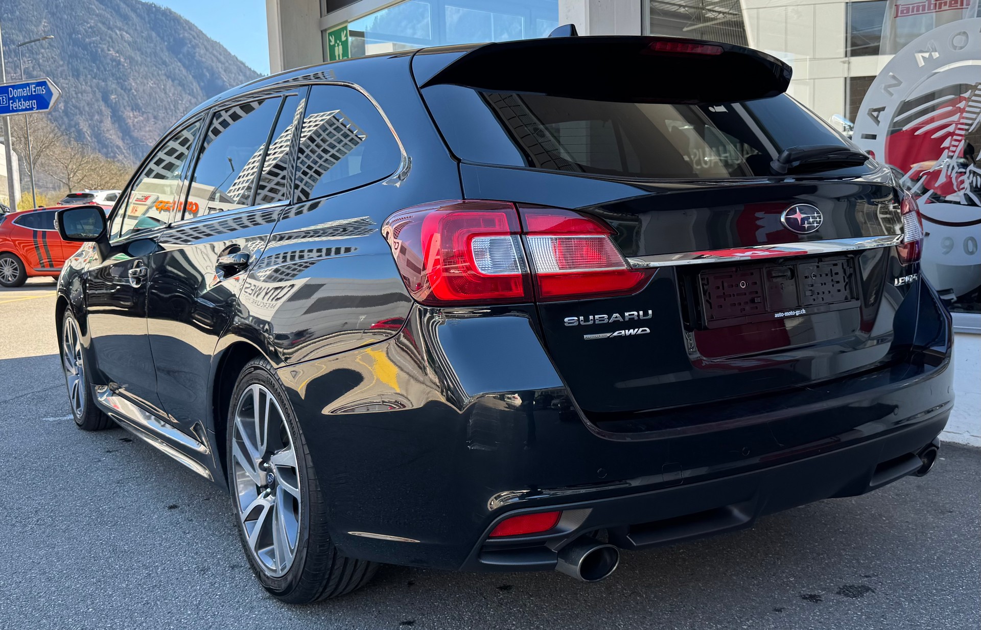 SUBARU Levorg 1.6DIT Luxury S AWD Lineartronic-showroom-element-3