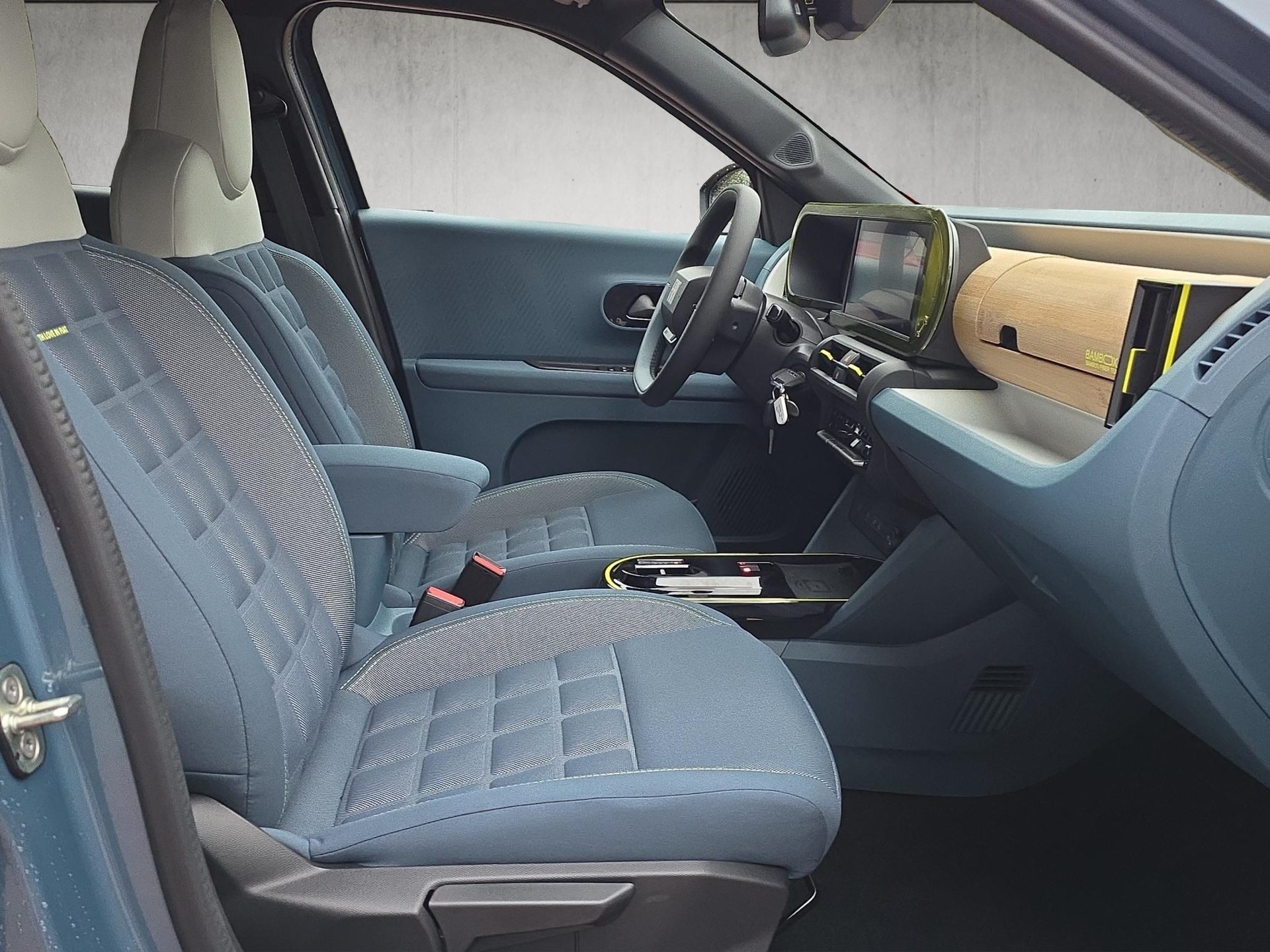 FIAT Grande Panda 1.2 Hybrid La Prima-image-11