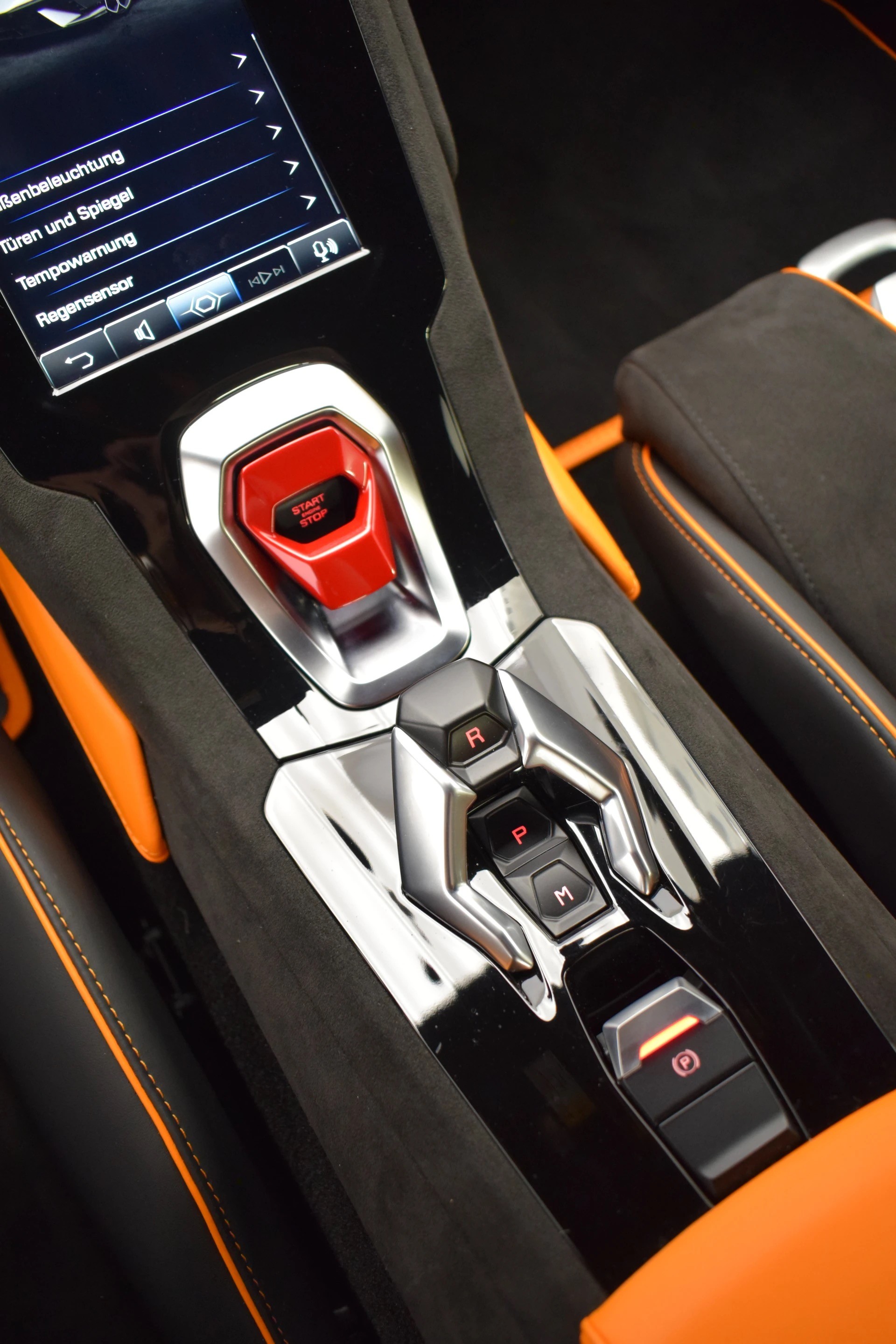 LAMBORGHINI Huracan Tecnica Coupé "viola pasifae"-image-26