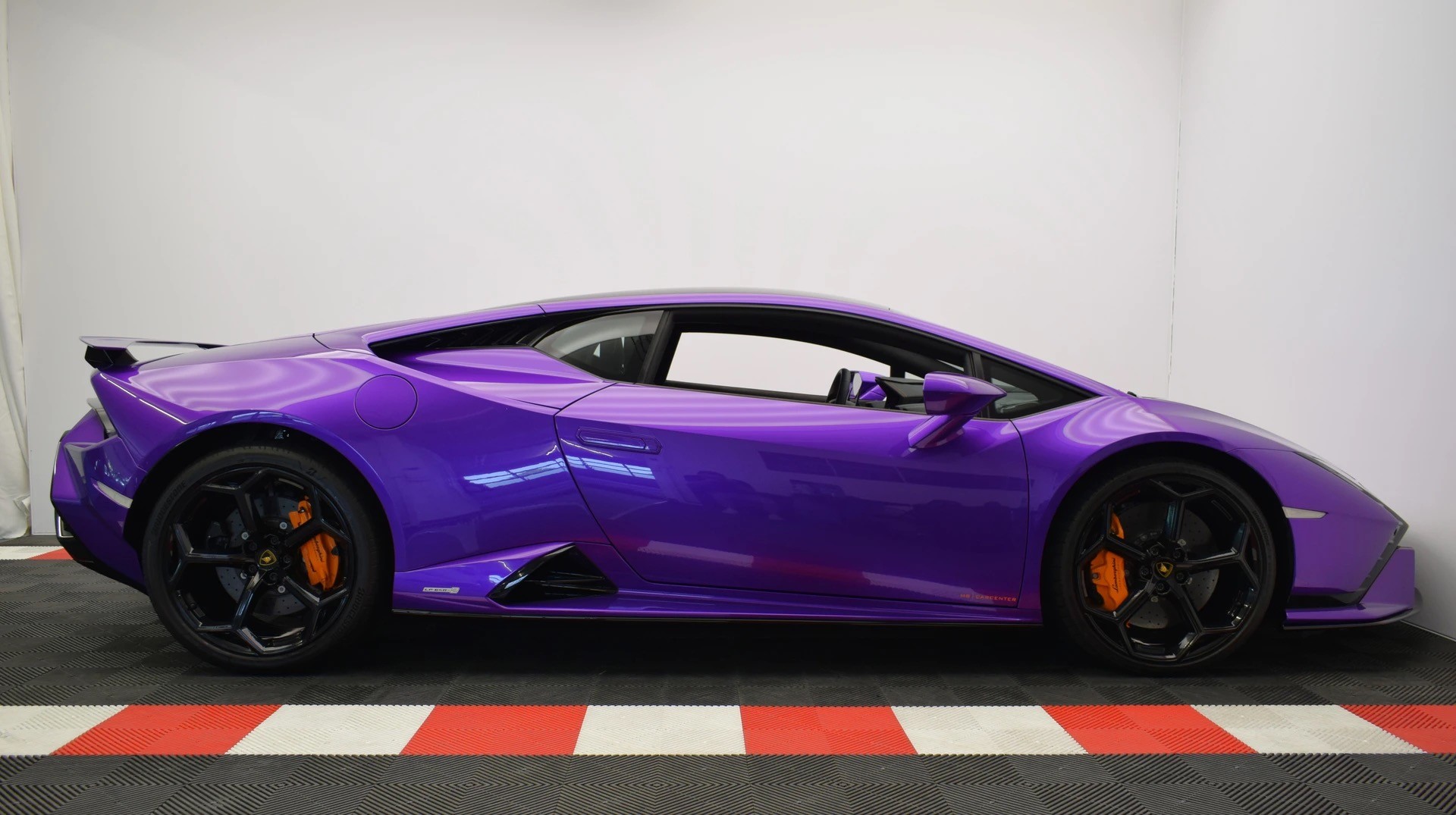 LAMBORGHINI Huracan Tecnica Coupé "viola pasifae"-image-18