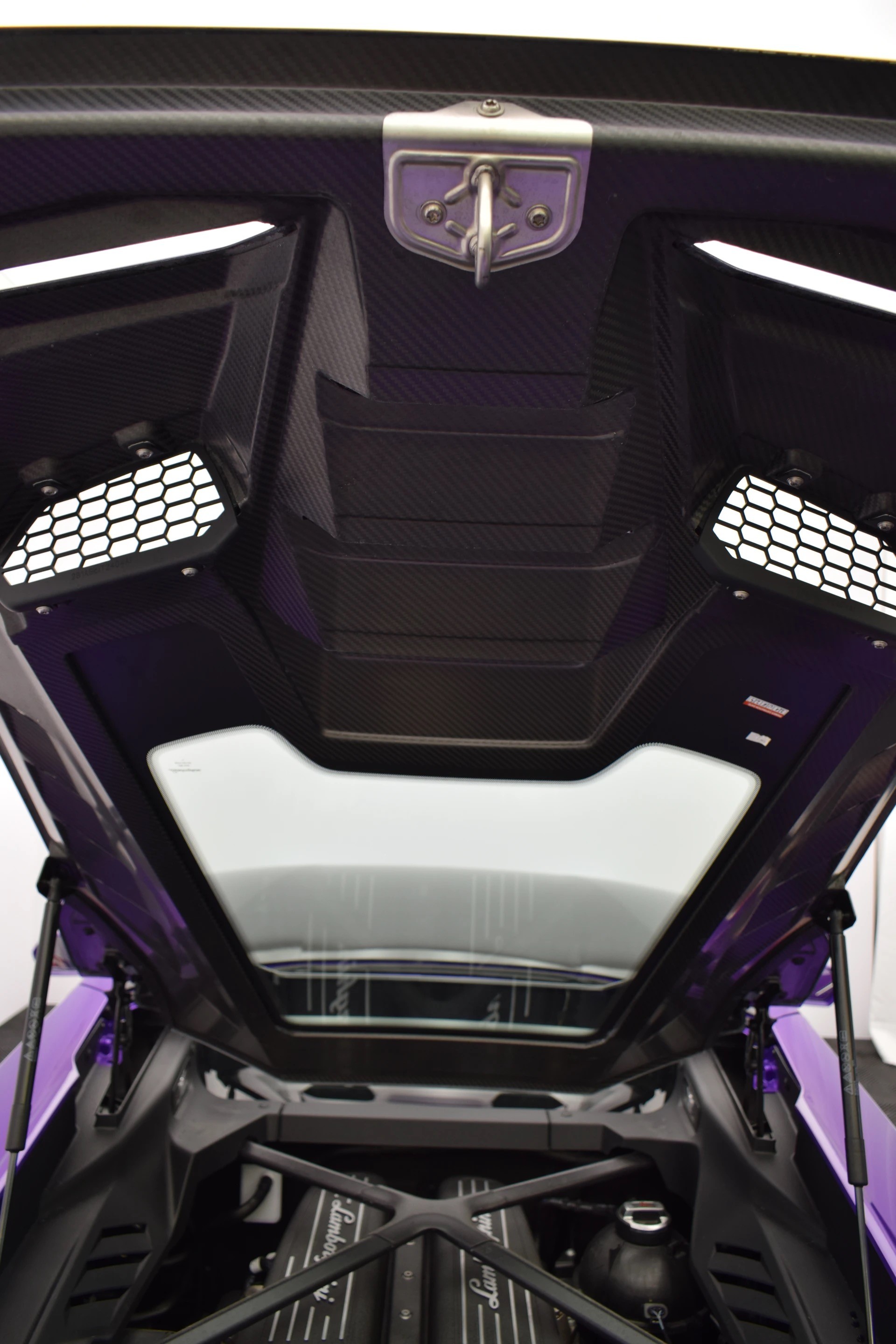 LAMBORGHINI Huracan Tecnica Coupé "viola pasifae"-image-16