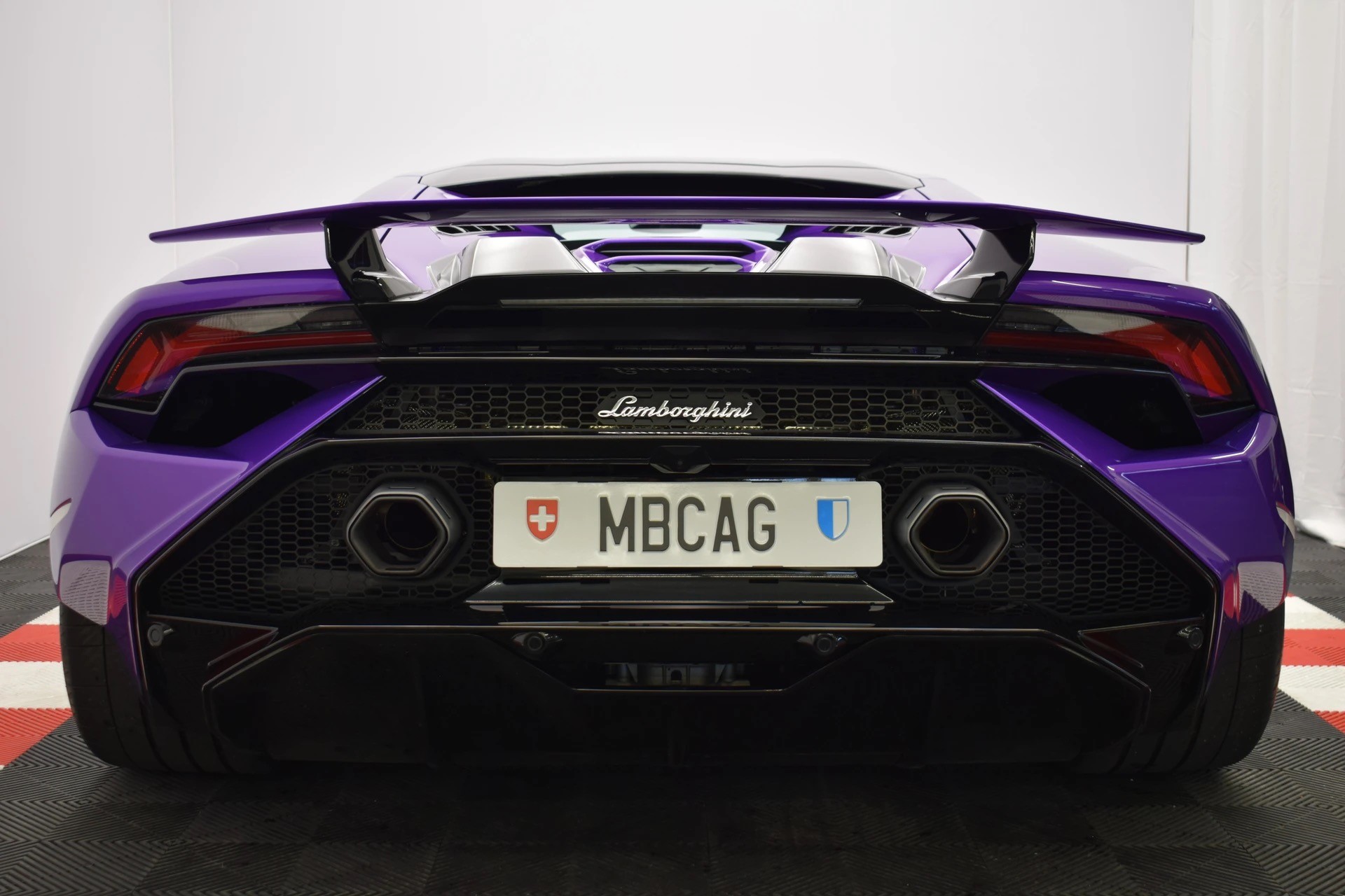 LAMBORGHINI Huracan Tecnica Coupé "viola pasifae"-image-13