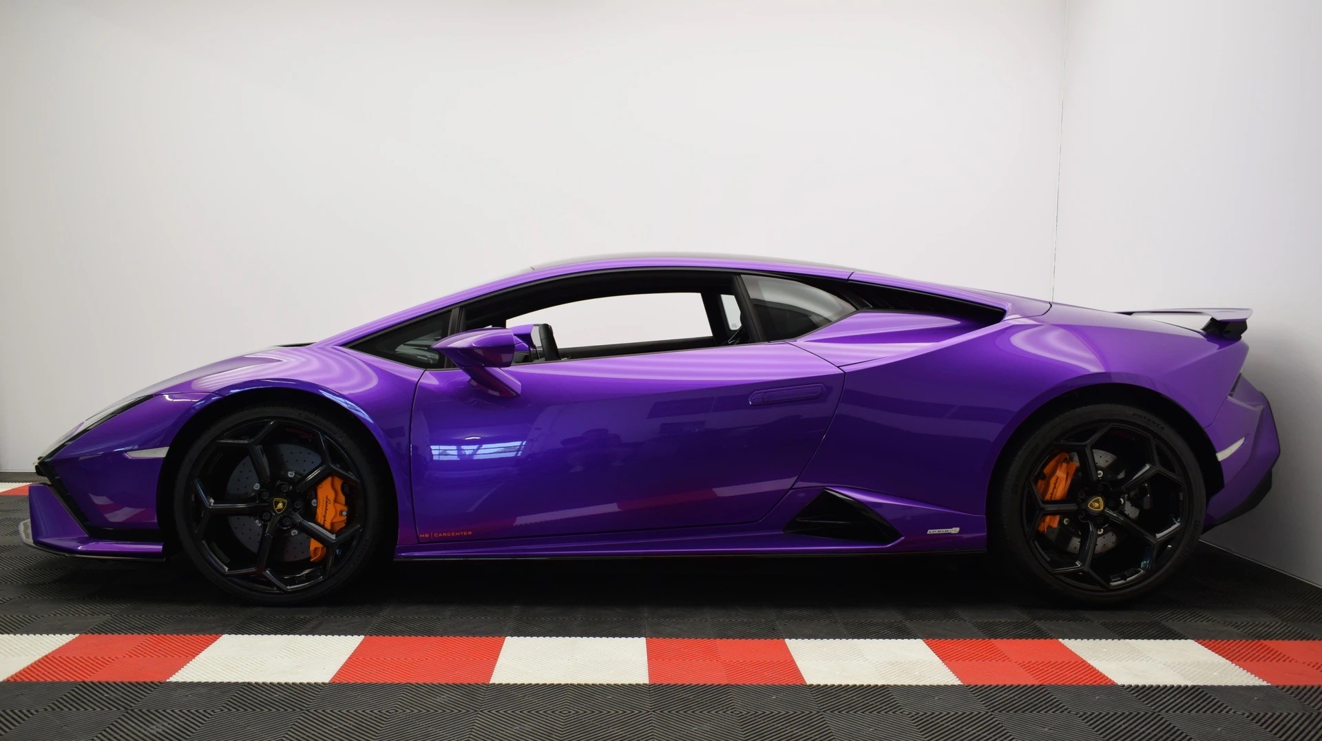 LAMBORGHINI Huracan Tecnica Coupé "viola pasifae"-image-9