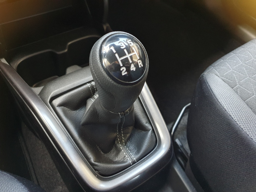 SUZUKI Swift 1.2 1st Edition Top Hybrid 4X4-image-11