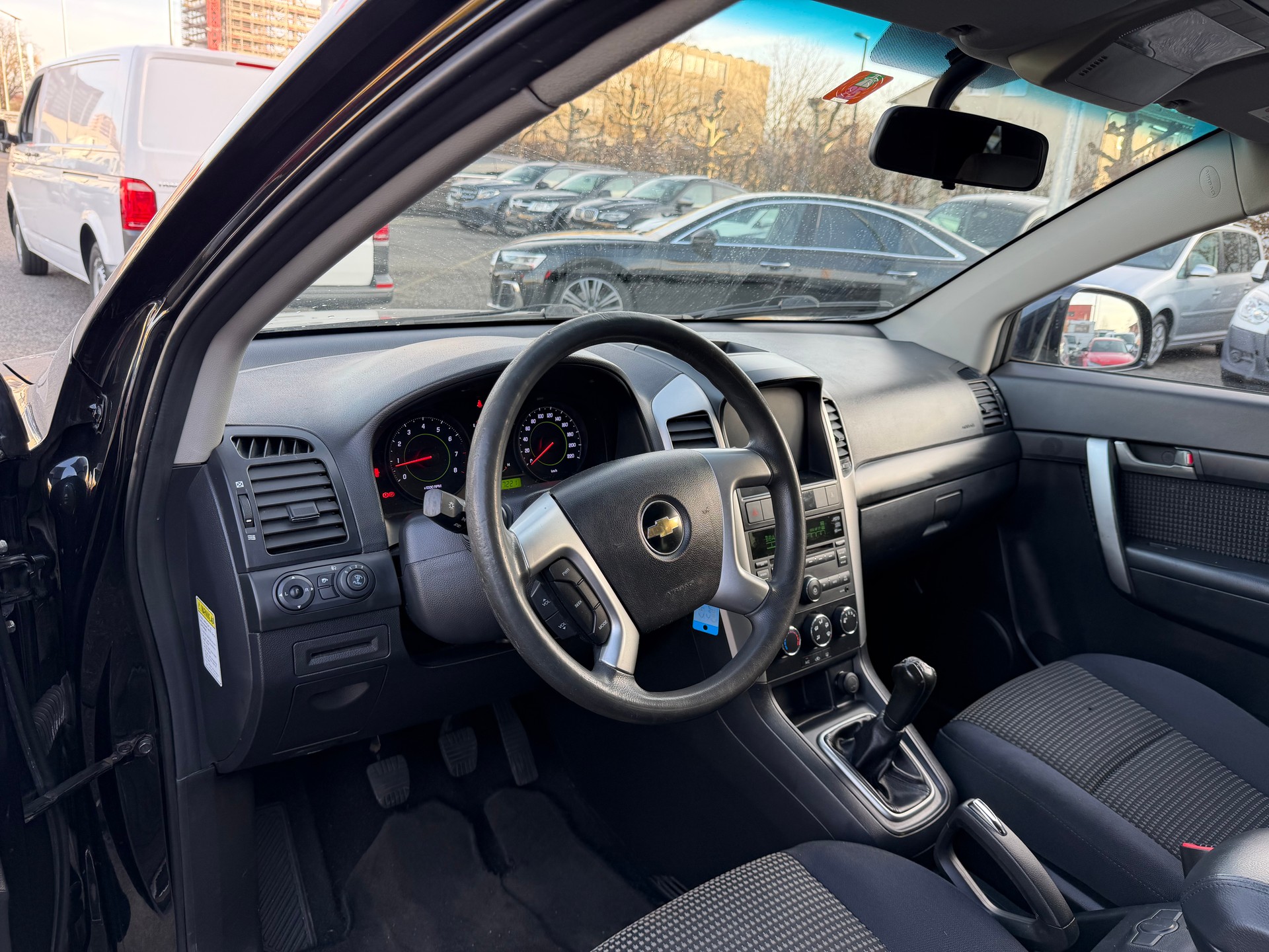 CHEVROLET Captiva 2.4 LS 2WD-image-12