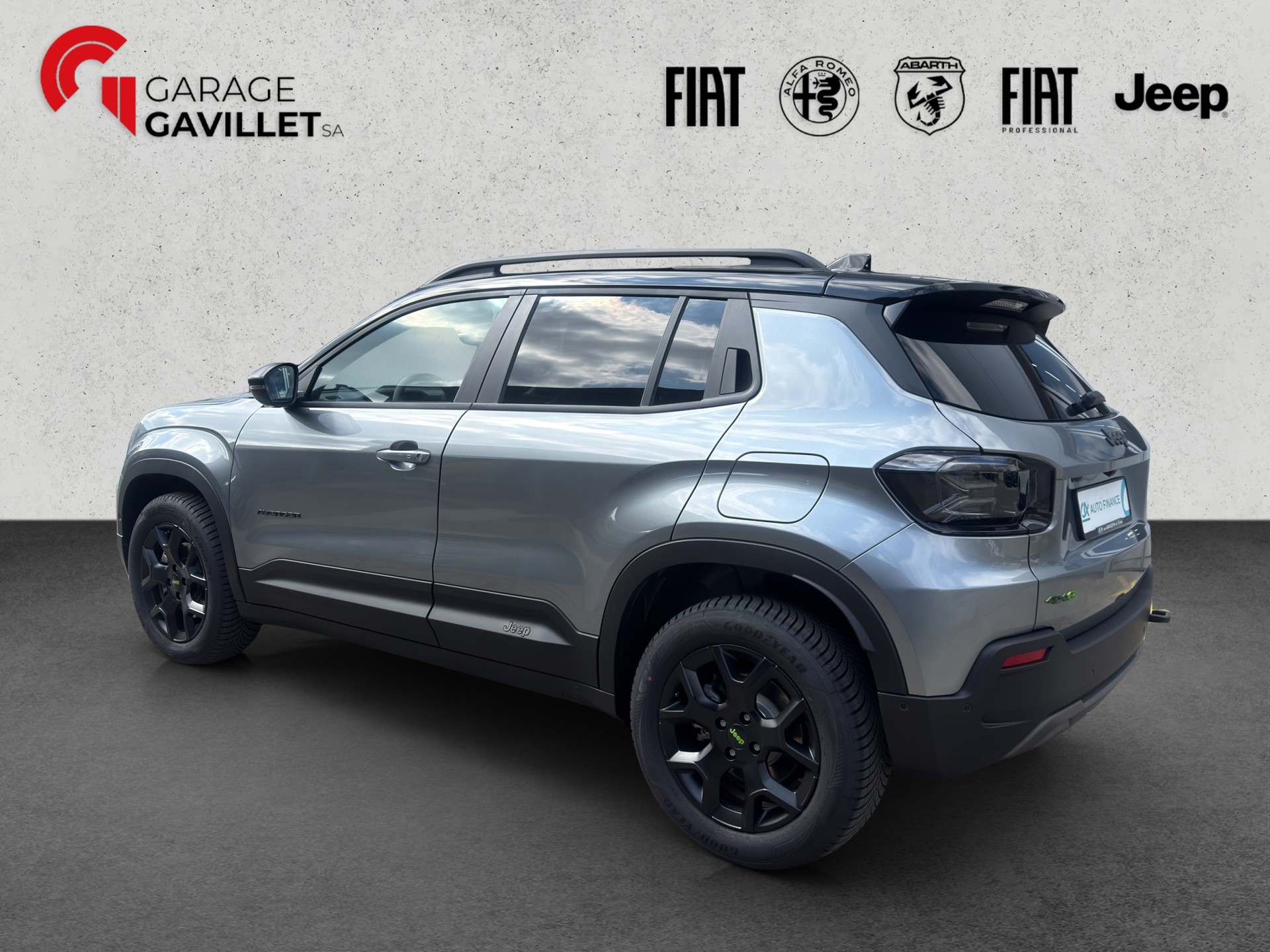 JEEP Avenger 1.2 MHEV Overland 4xe-image-3