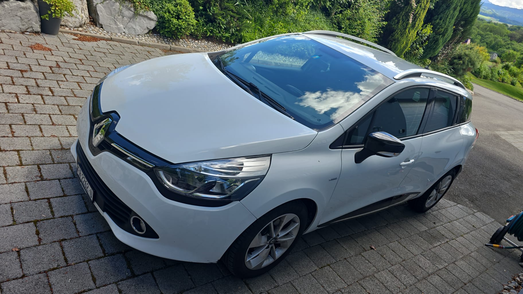 RENAULT Clio Grandtour 1.2 16V T Limited EDC