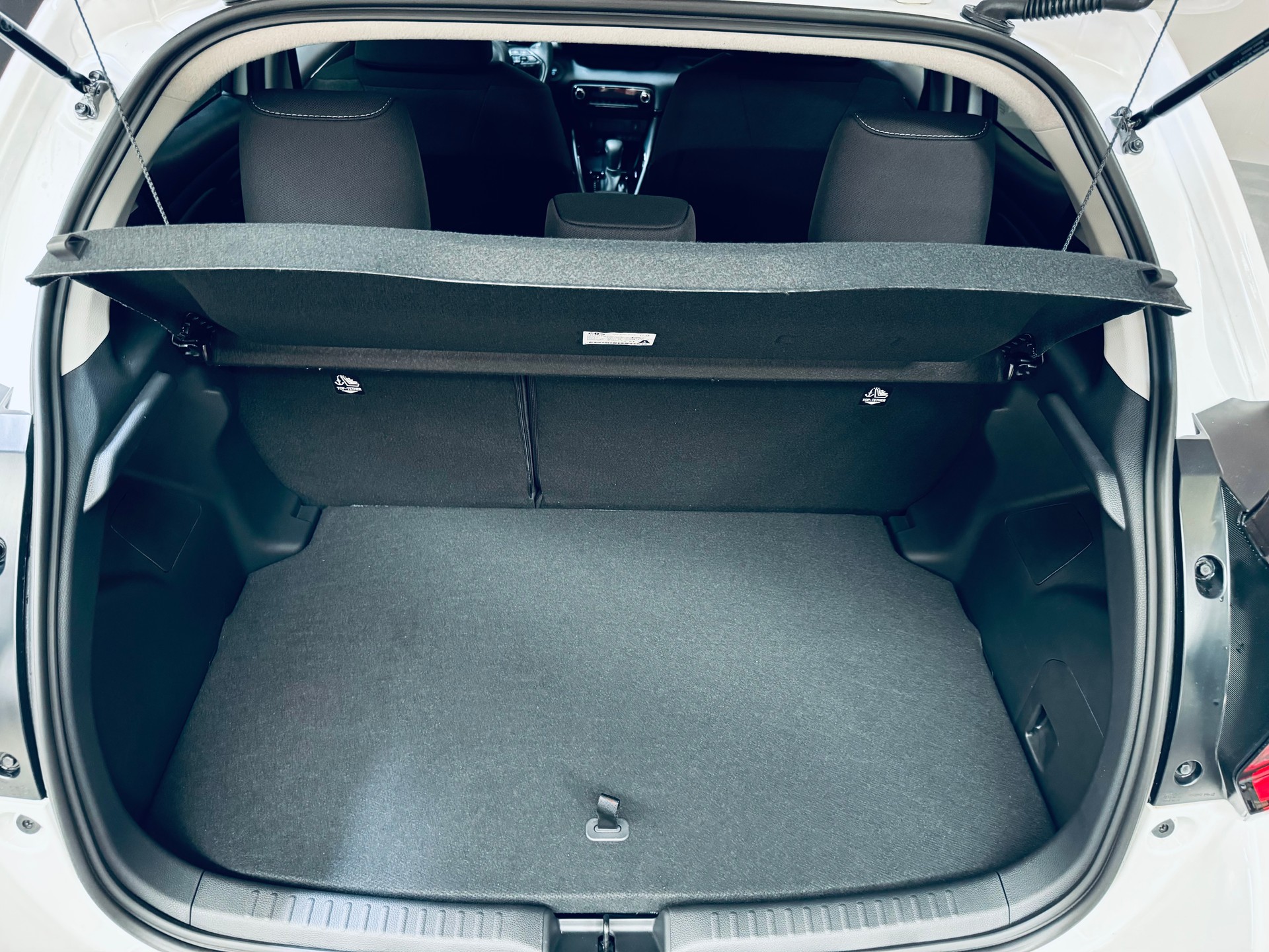 TOYOTA Yaris 1.5 Trend e-CVT-image-7