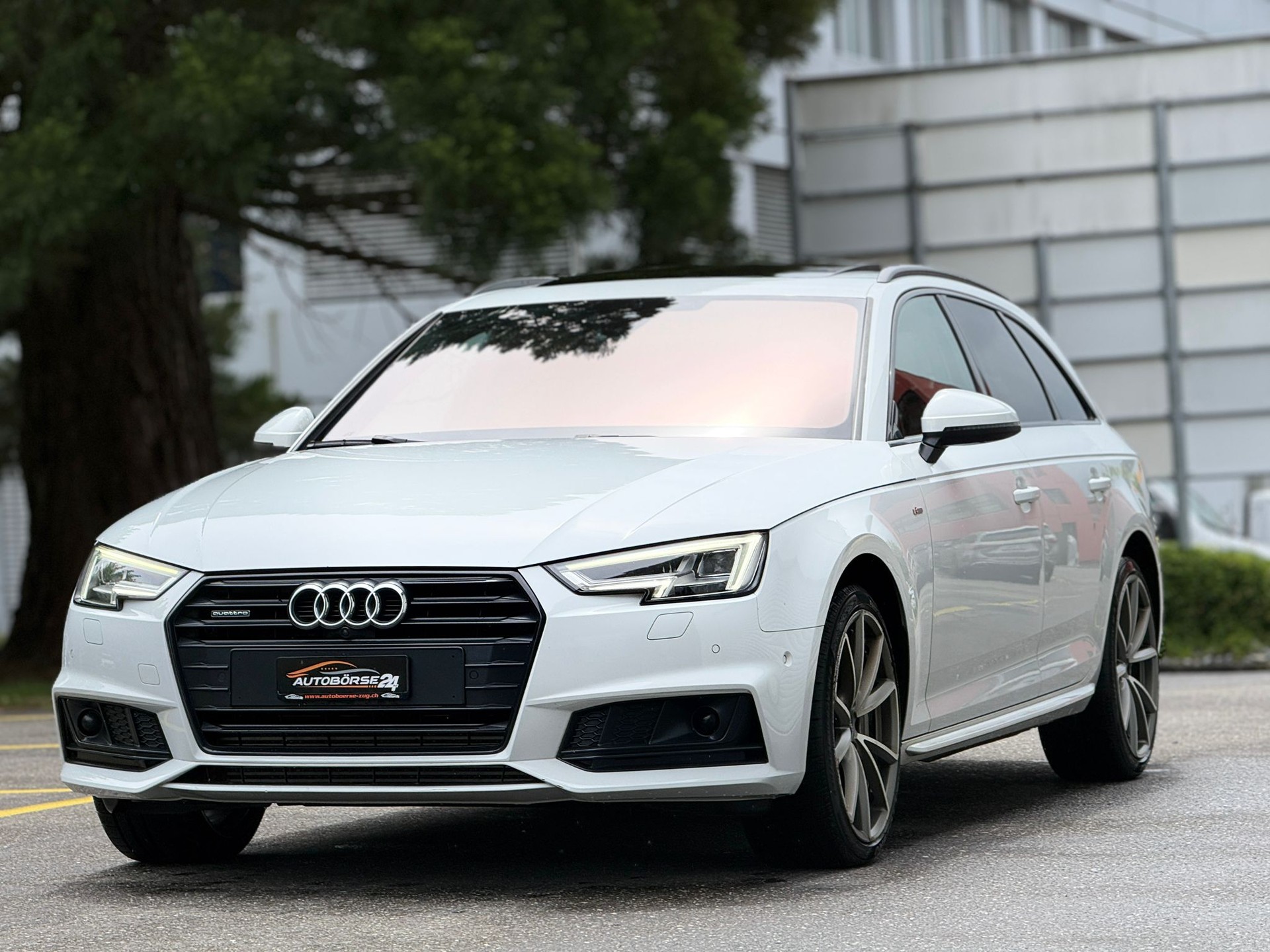 AUDI A4 Avant 3.0 V6 TDI 272 Sport quattro T-Tronic