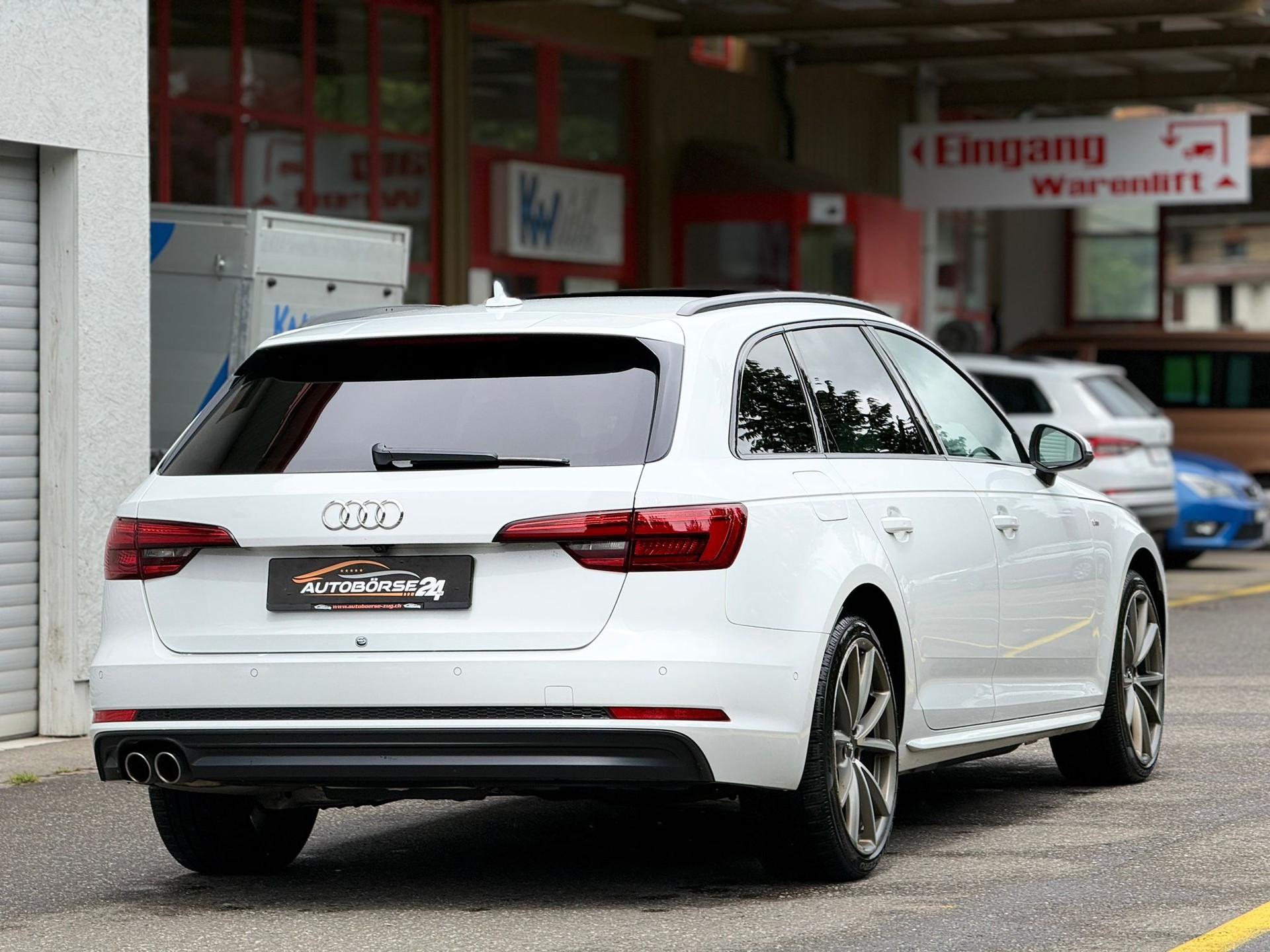 AUDI A4 Avant 3.0 V6 TDI 272 Sport quattro T-Tronic-showroom-element-3