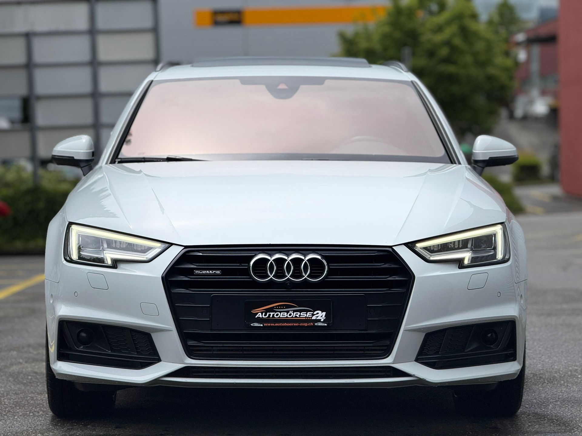AUDI A4 Avant 3.0 V6 TDI 272 Sport quattro T-Tronic-showroom-element-2