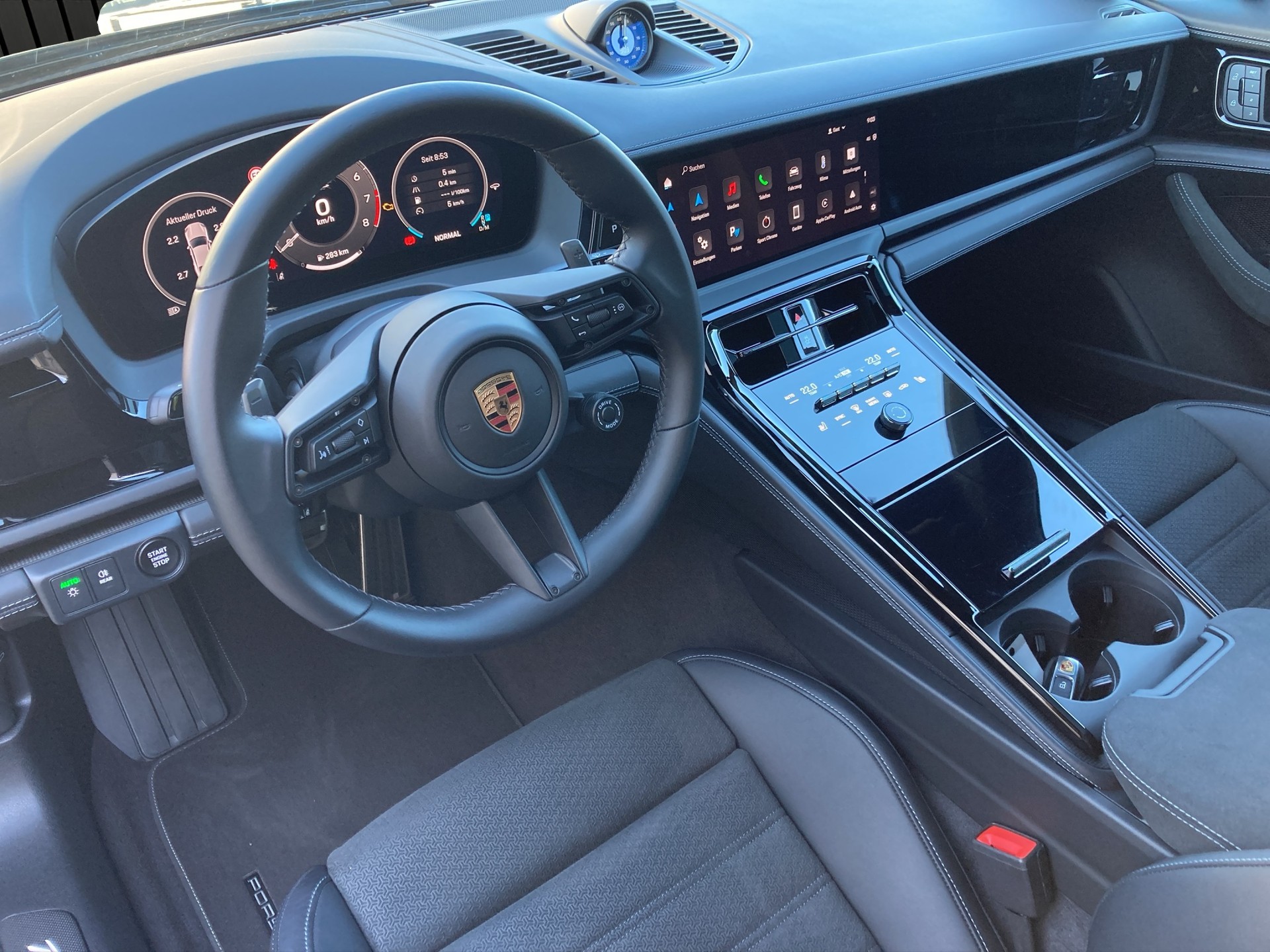 PORSCHE Panamera GTS-image-9
