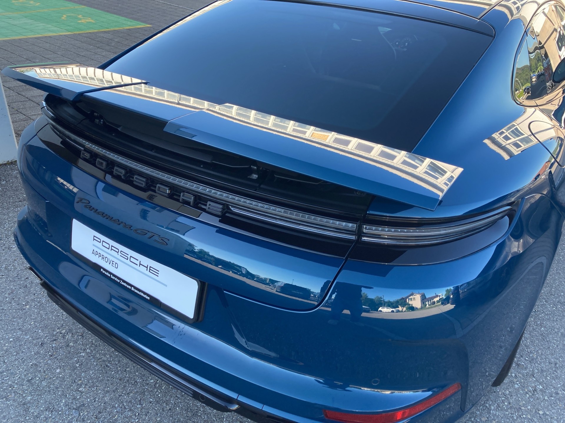 PORSCHE Panamera GTS-image-20