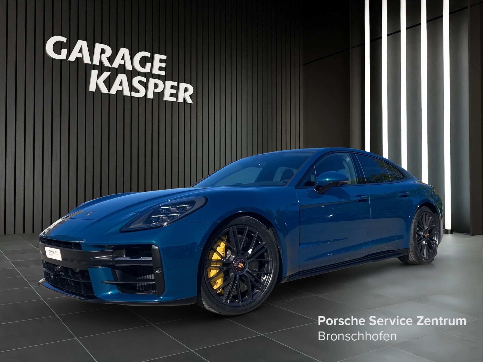 PORSCHE Panamera GTS