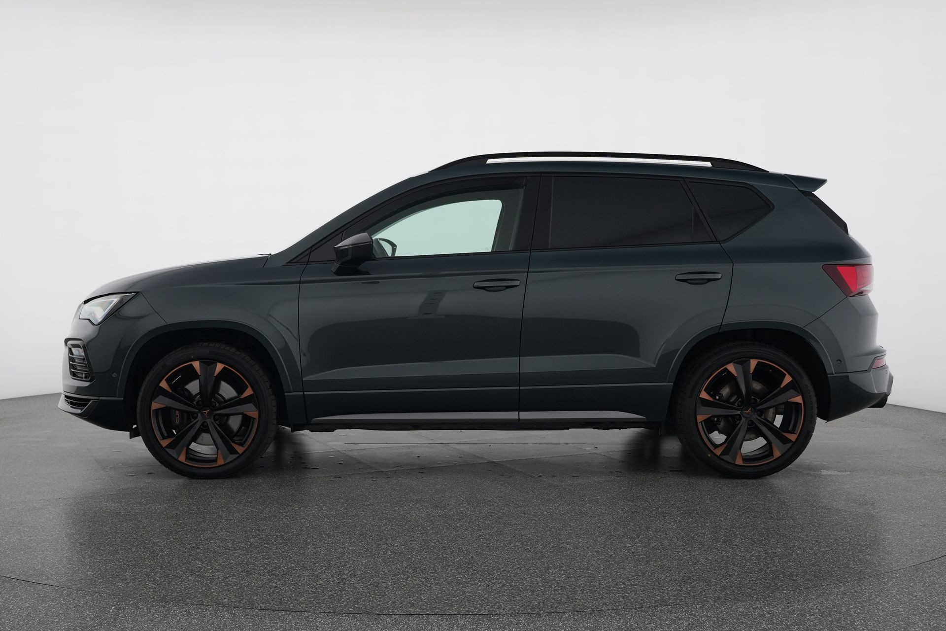 CUPRA Ateca 2.0TSI 4Drive DSG-showroom-element-2