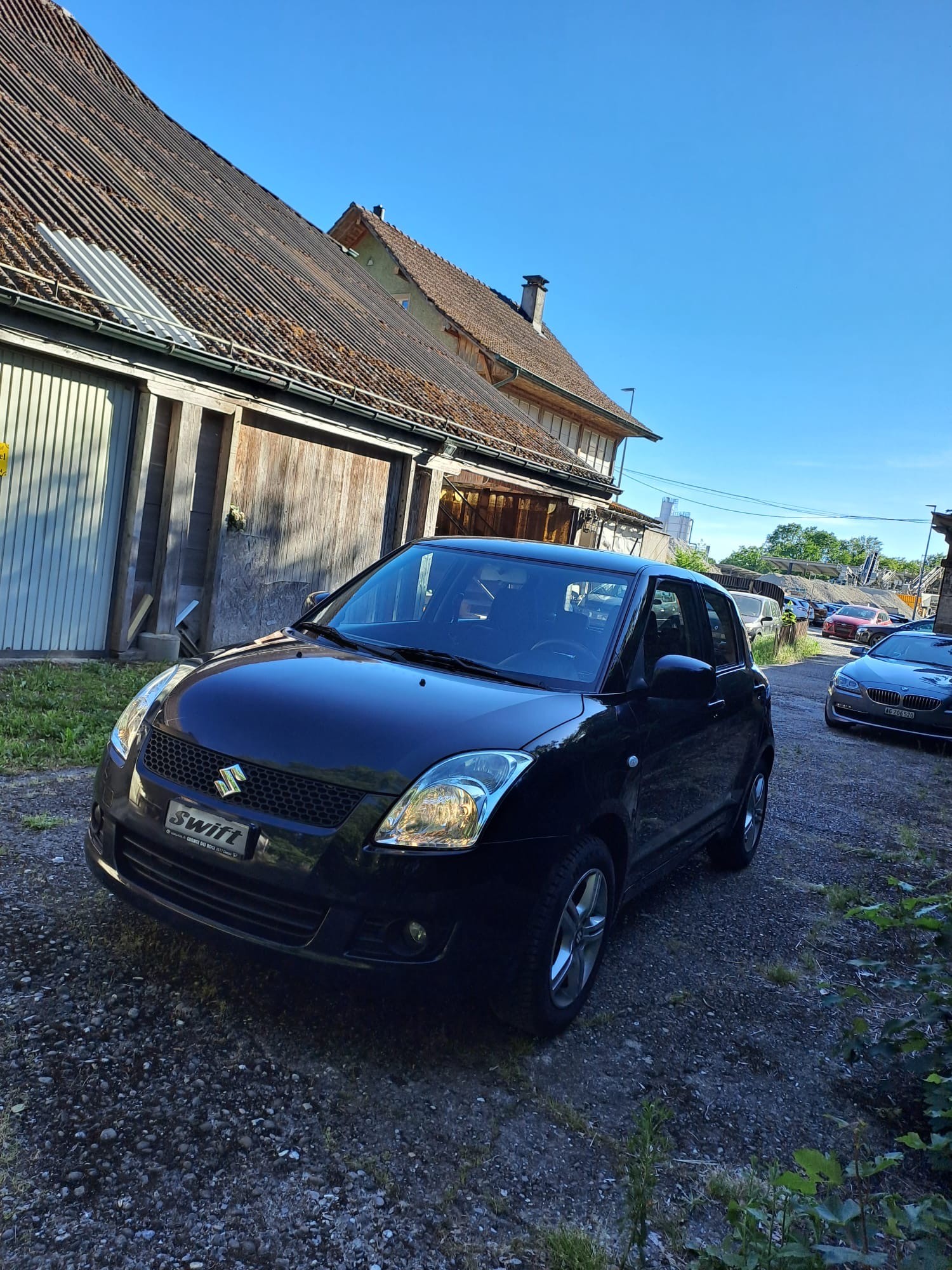 SUZUKI Swift 1.3i 16V GL Top 4x4-image-1