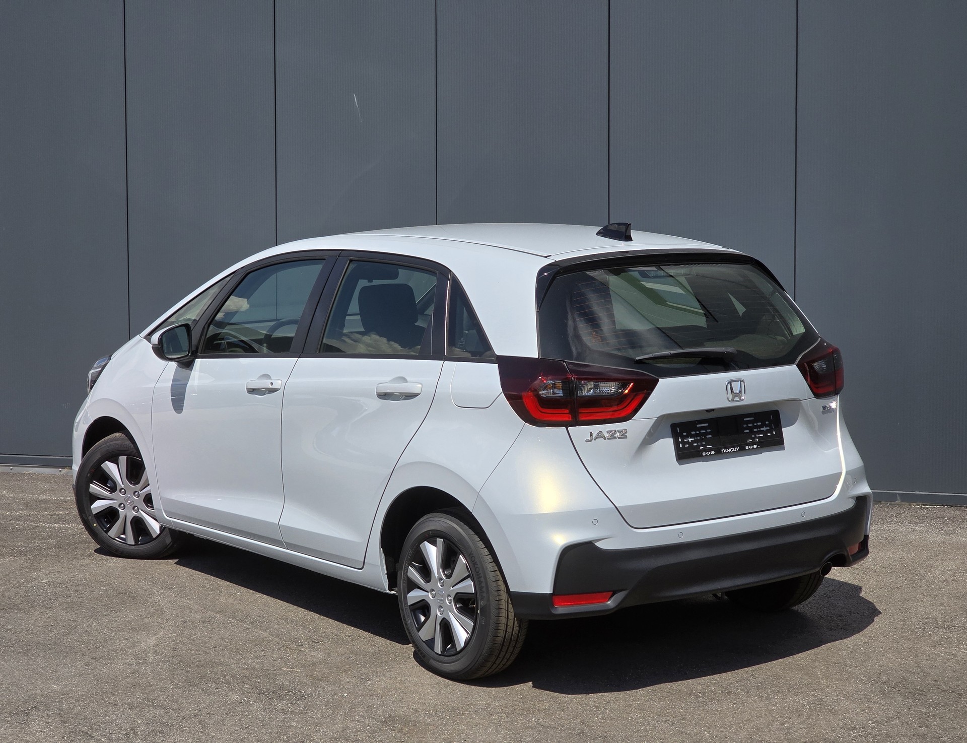 HONDA Jazz 1.5i-MMD Elegance-image-1