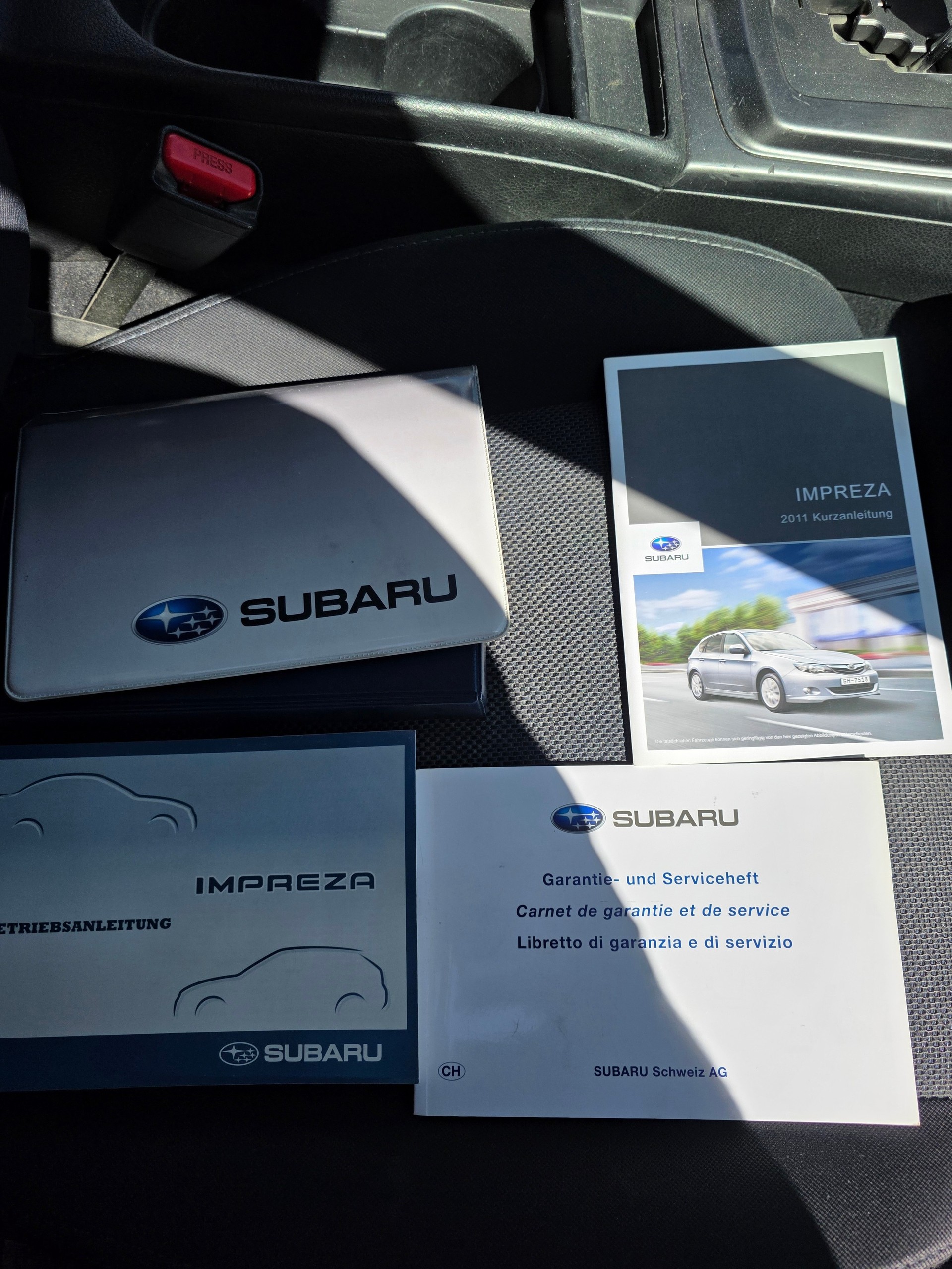 SUBARU Impreza 2.0R Swiss Automatic-image-13