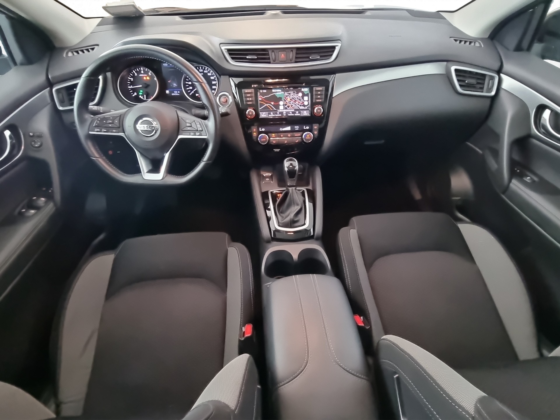 NISSAN Qashqai 1.3 DIG-T 160 Acenta-image-7