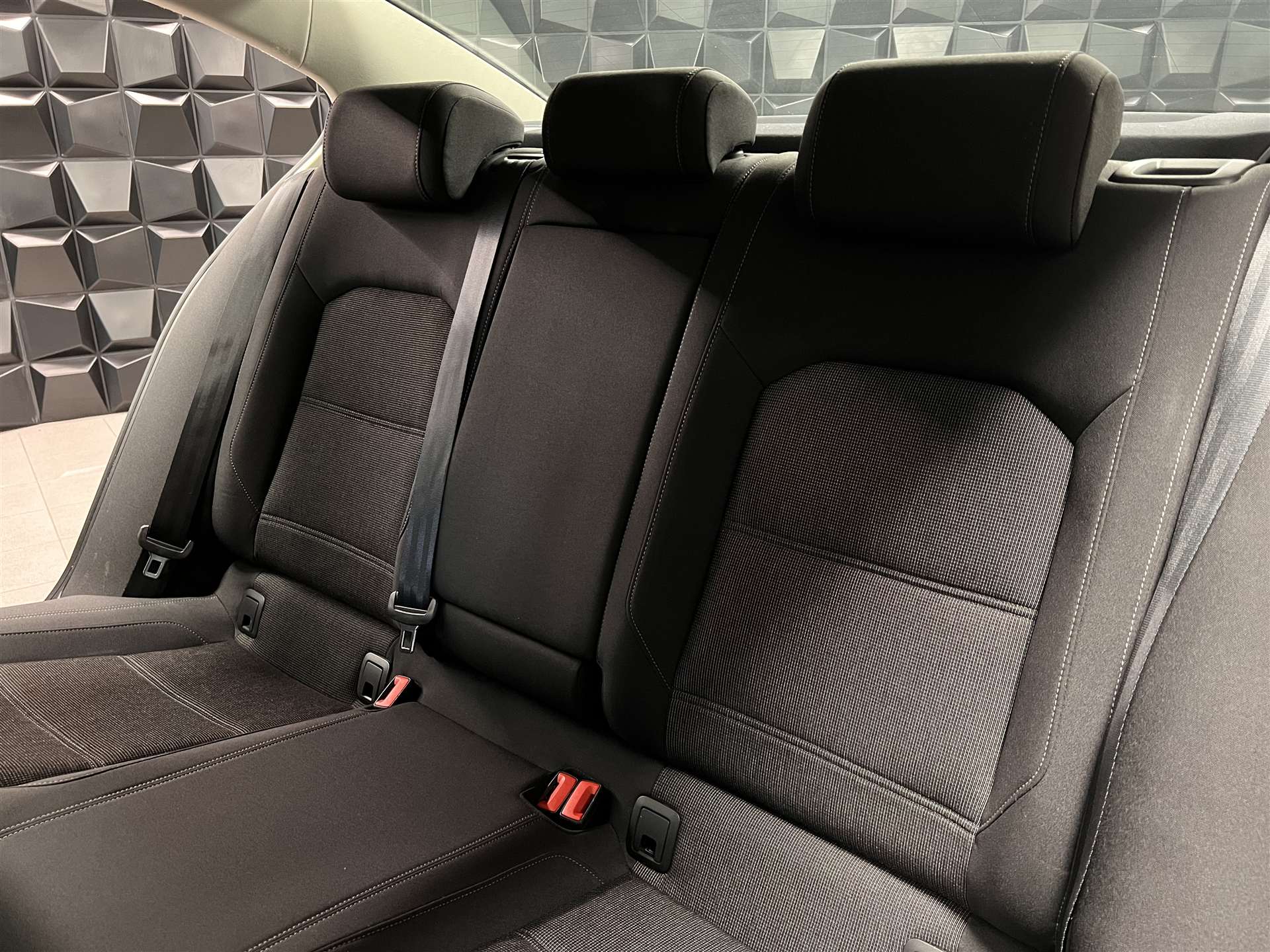 VW Passat 1.4 TSI ACT BMT Comfortline DSG-image-17