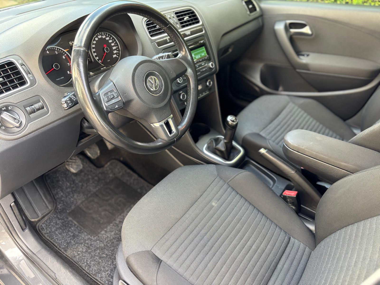 VW Polo 1.2 TSI Comfortline-image-9