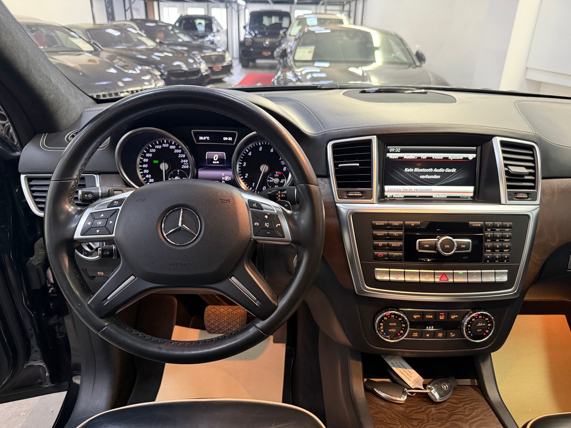 MERCEDES-BENZ GL 500 4Matic 7G-Tronic-image-12