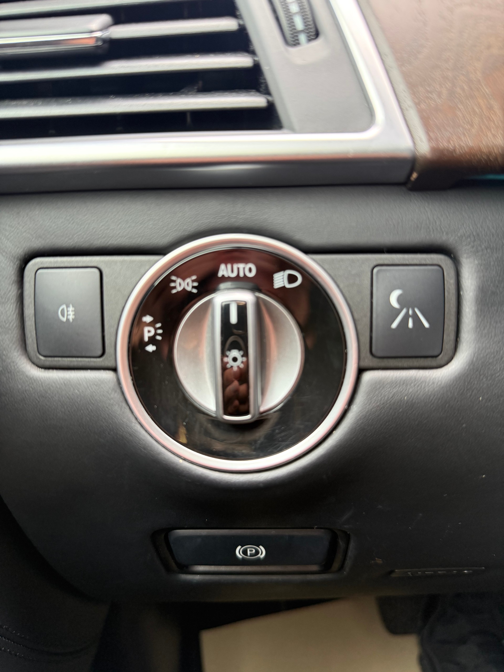 MERCEDES-BENZ GL 500 4Matic 7G-Tronic-image-25