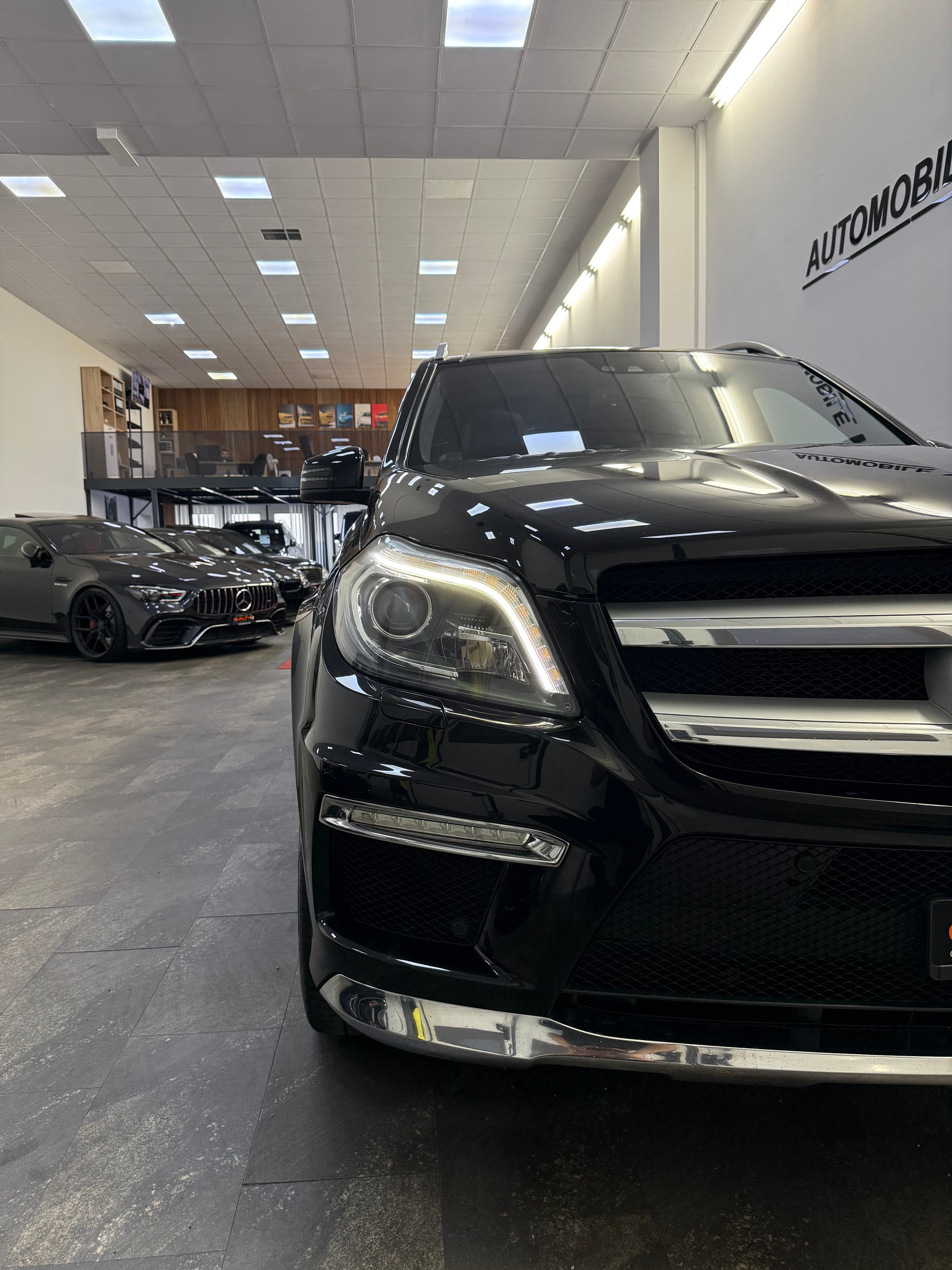 MERCEDES-BENZ GL 500 4Matic 7G-Tronic-image-5