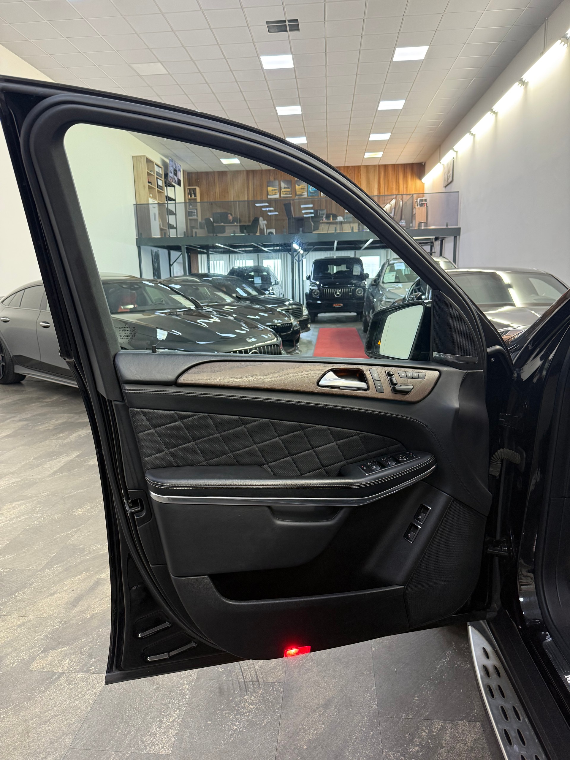 MERCEDES-BENZ GL 500 4Matic 7G-Tronic-image-15