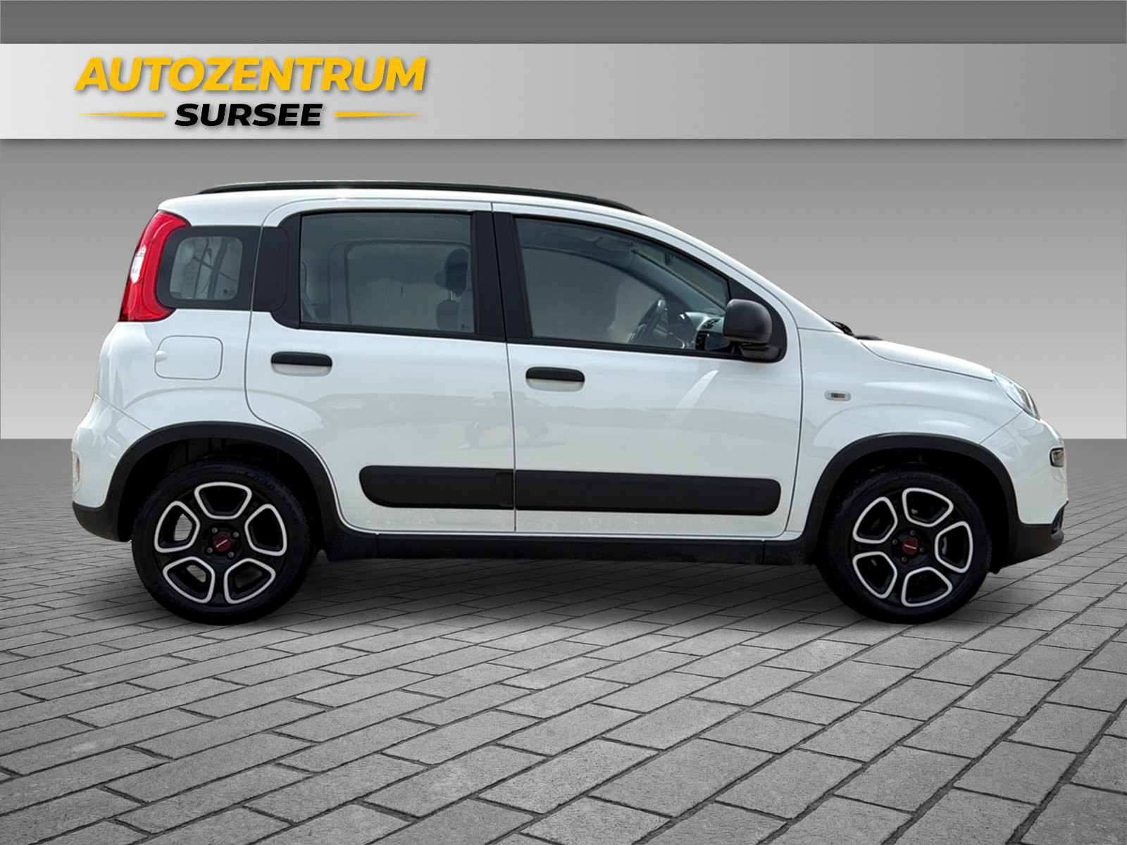 FIAT Panda 1.0 Hybrid City Life-image-9
