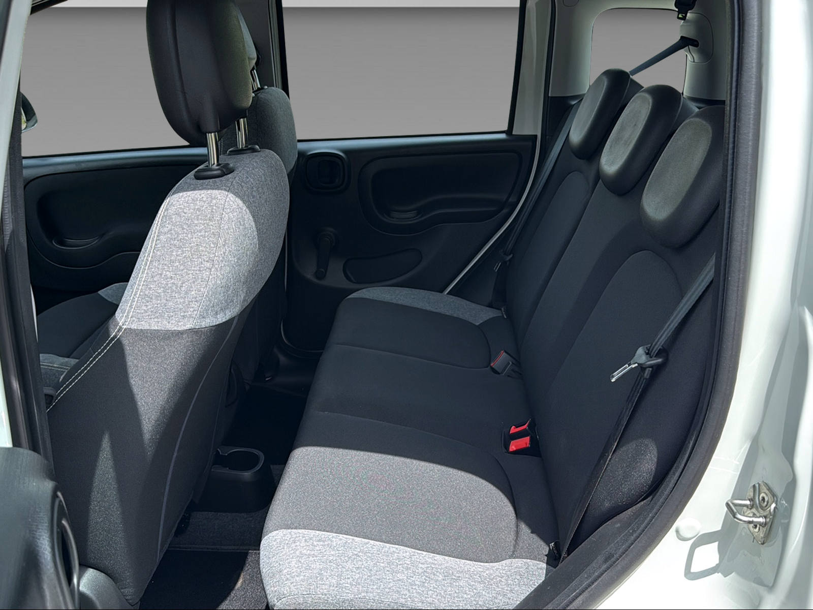 FIAT Panda 1.0 Hybrid City Life-image-21