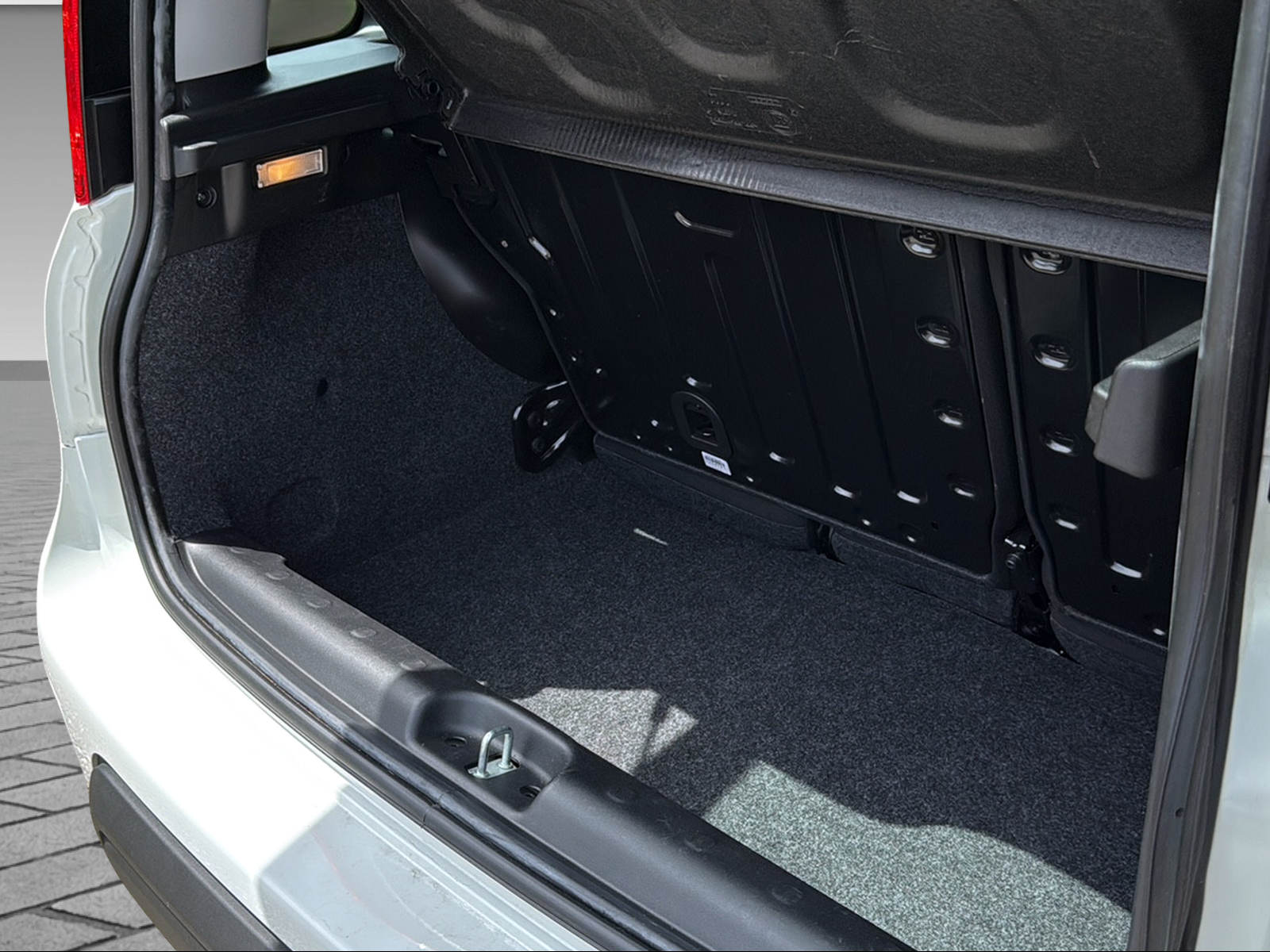 FIAT Panda 1.0 Hybrid City Life-image-15