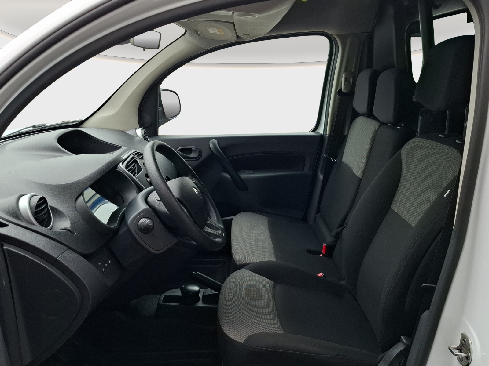 RENAULT Kangoo Medium dCi 90 ENERGY Business // Anhängerkupplung // 3-Plätzer-image-8