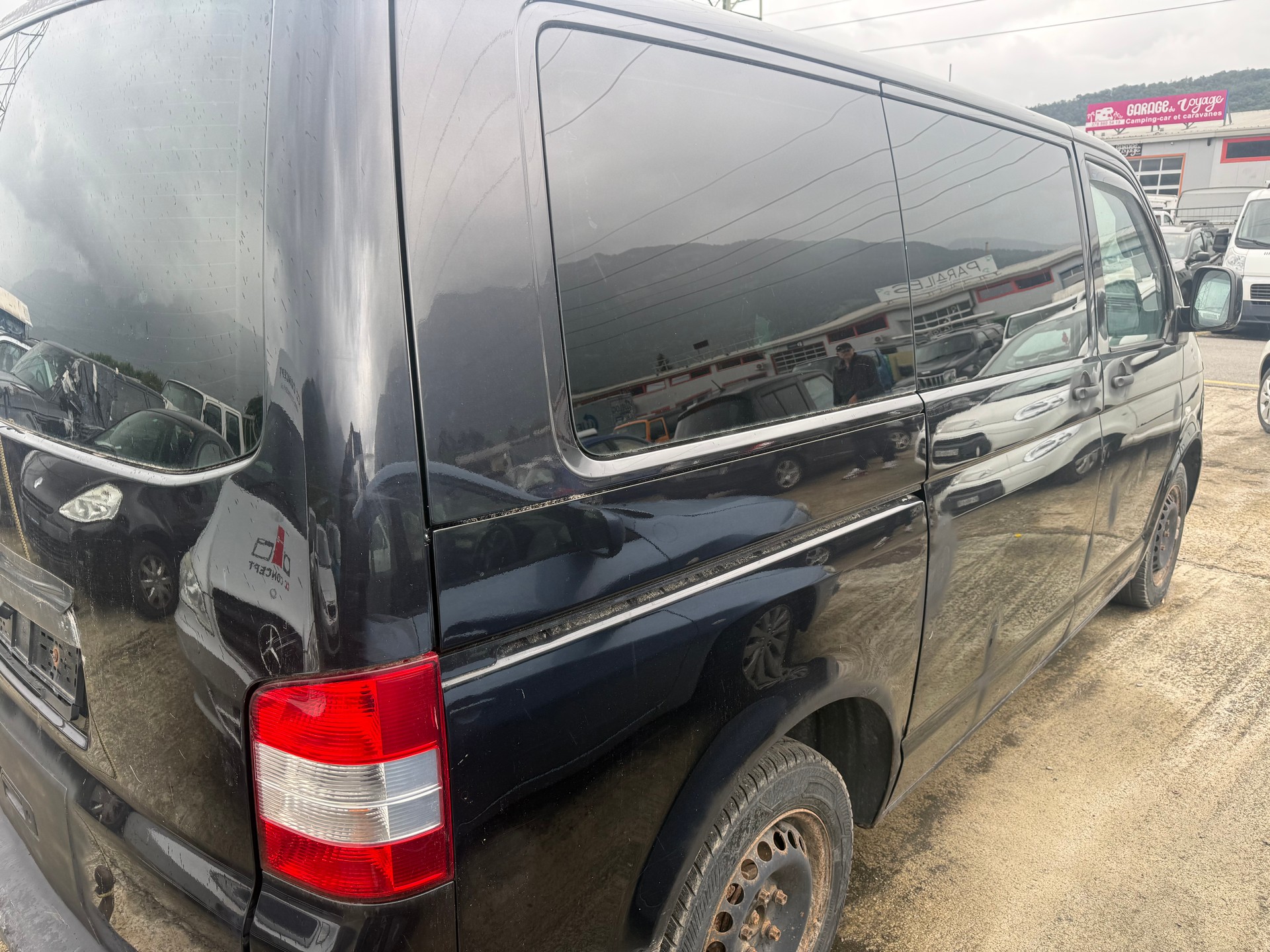 VW T5 Caravelle Trend 2.5TDI PD 4M-image-2