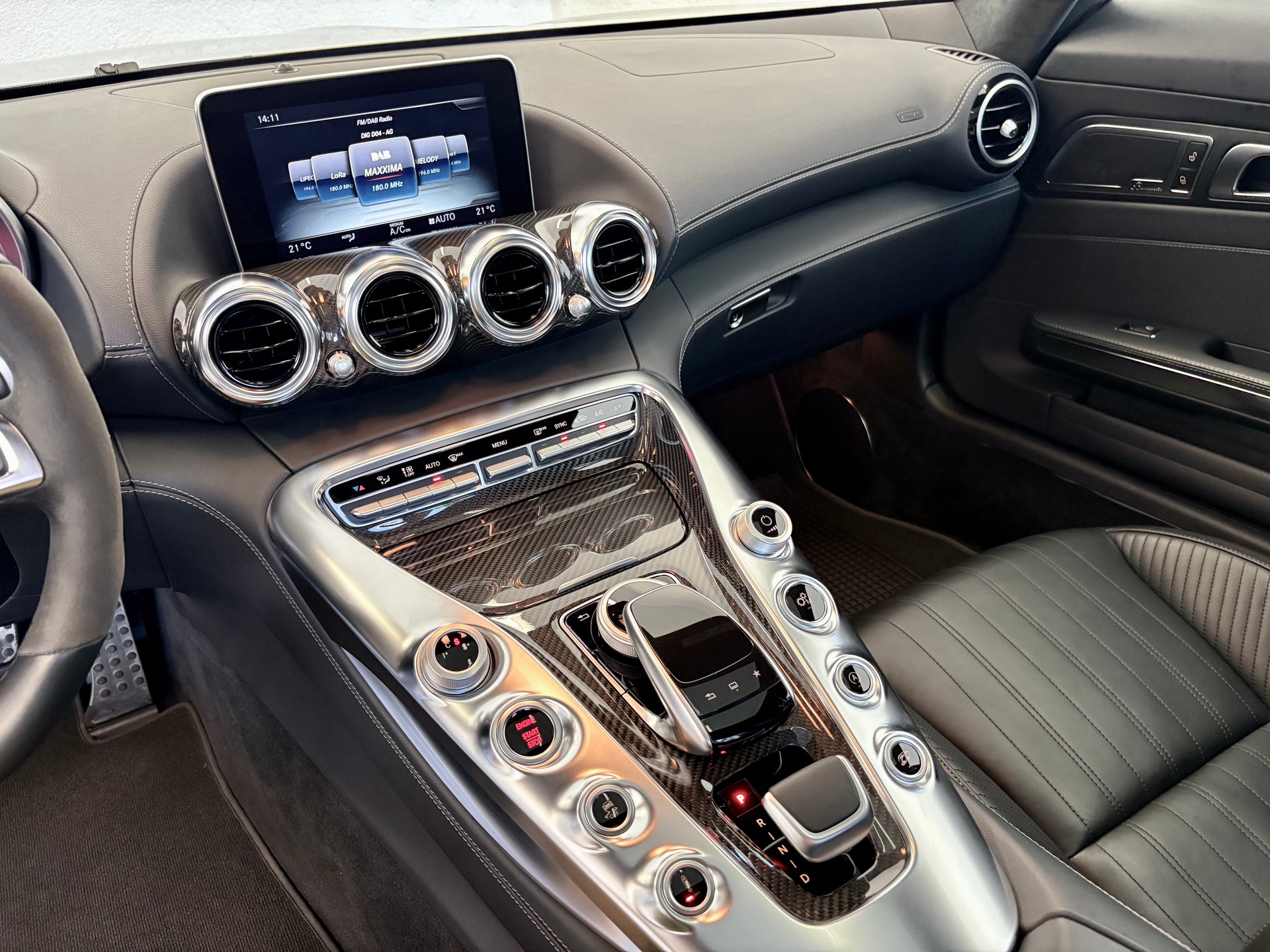 MERCEDES-BENZ AMG GT Speedshift DCT-image-25