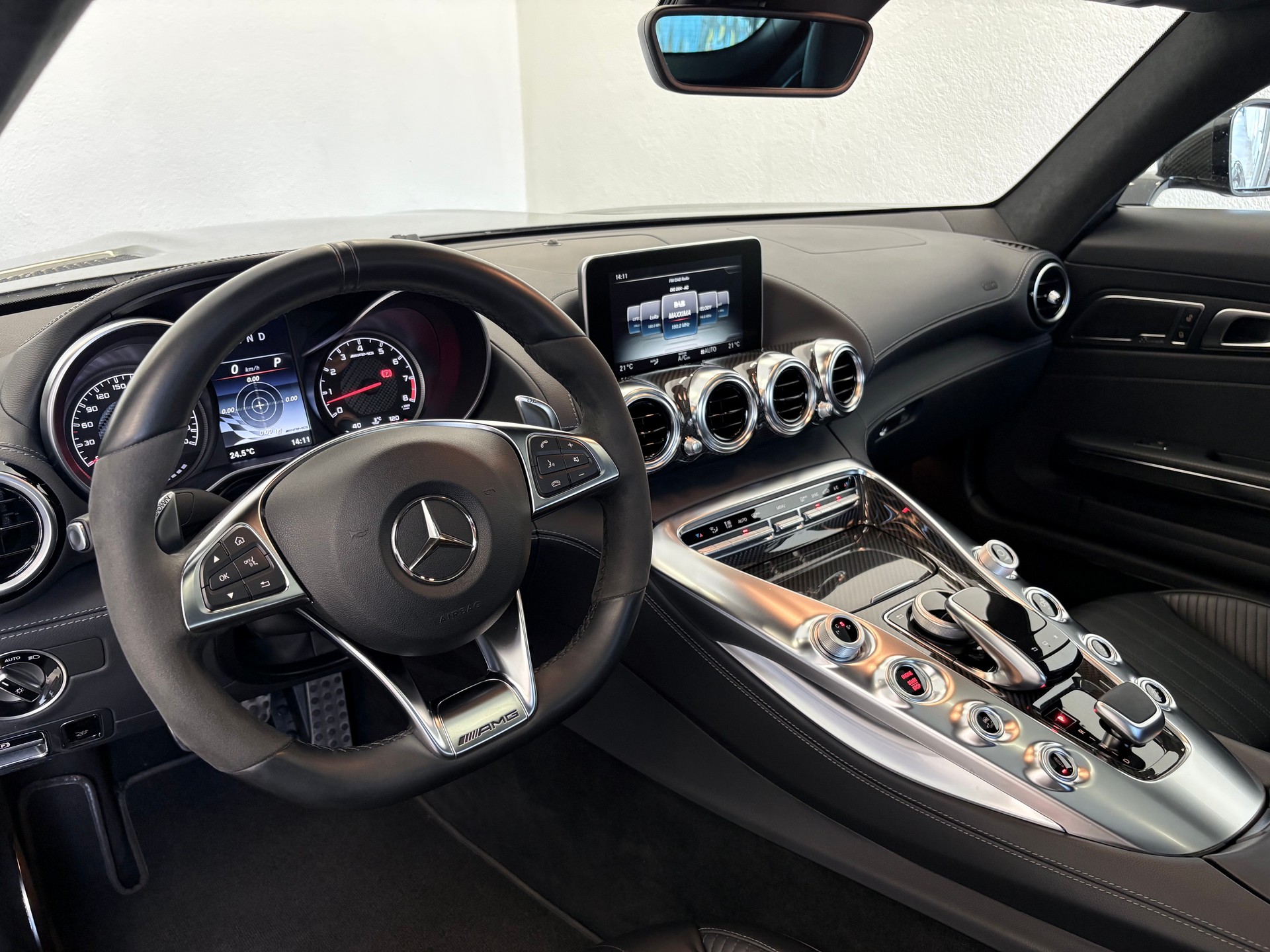 MERCEDES-BENZ AMG GT Speedshift DCT-image-16