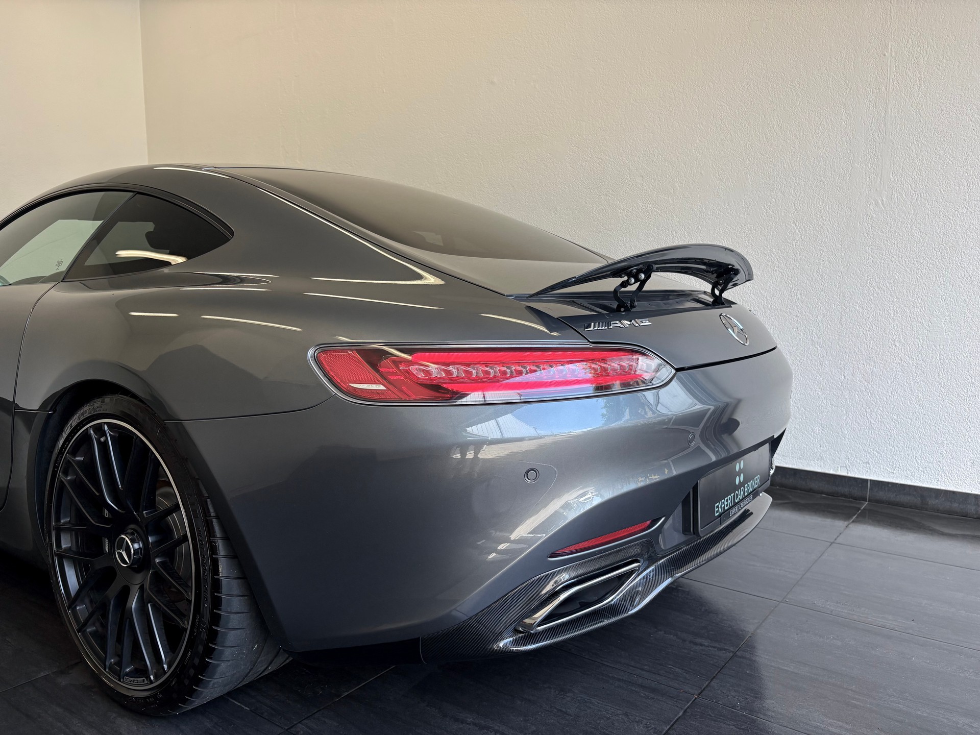MERCEDES-BENZ AMG GT Speedshift DCT-image-10