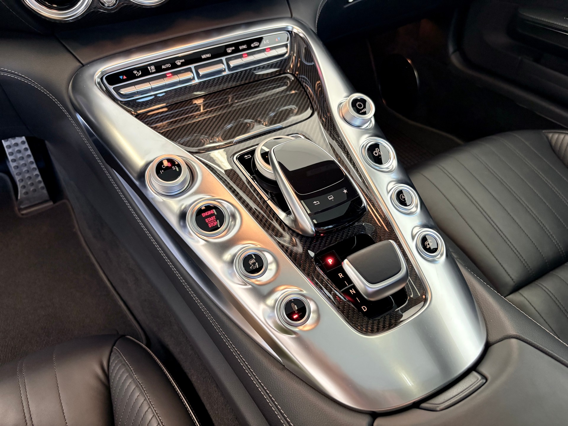 MERCEDES-BENZ AMG GT Speedshift DCT-image-26