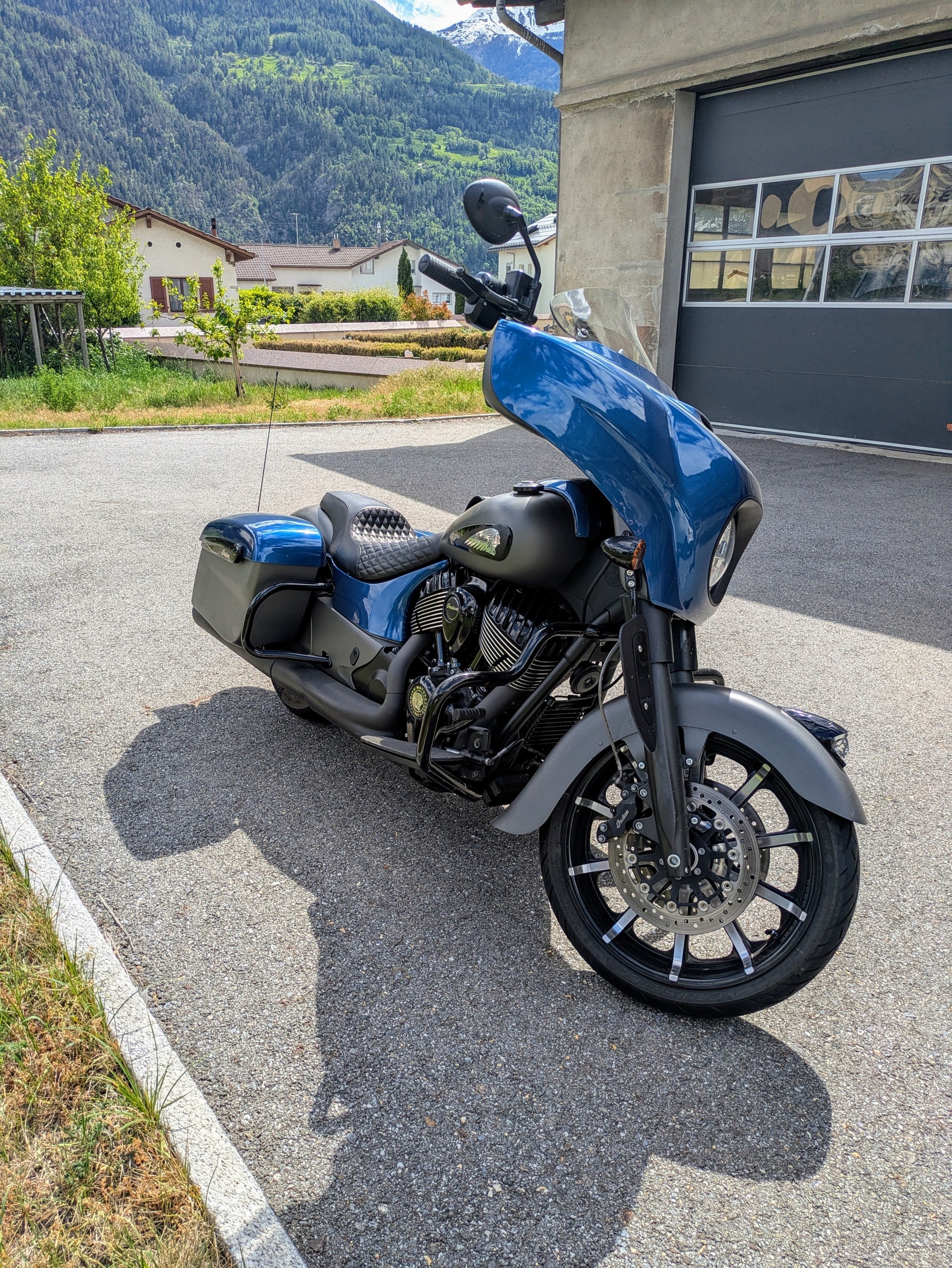 INDIAN Chieftain Dark Horse-image-5