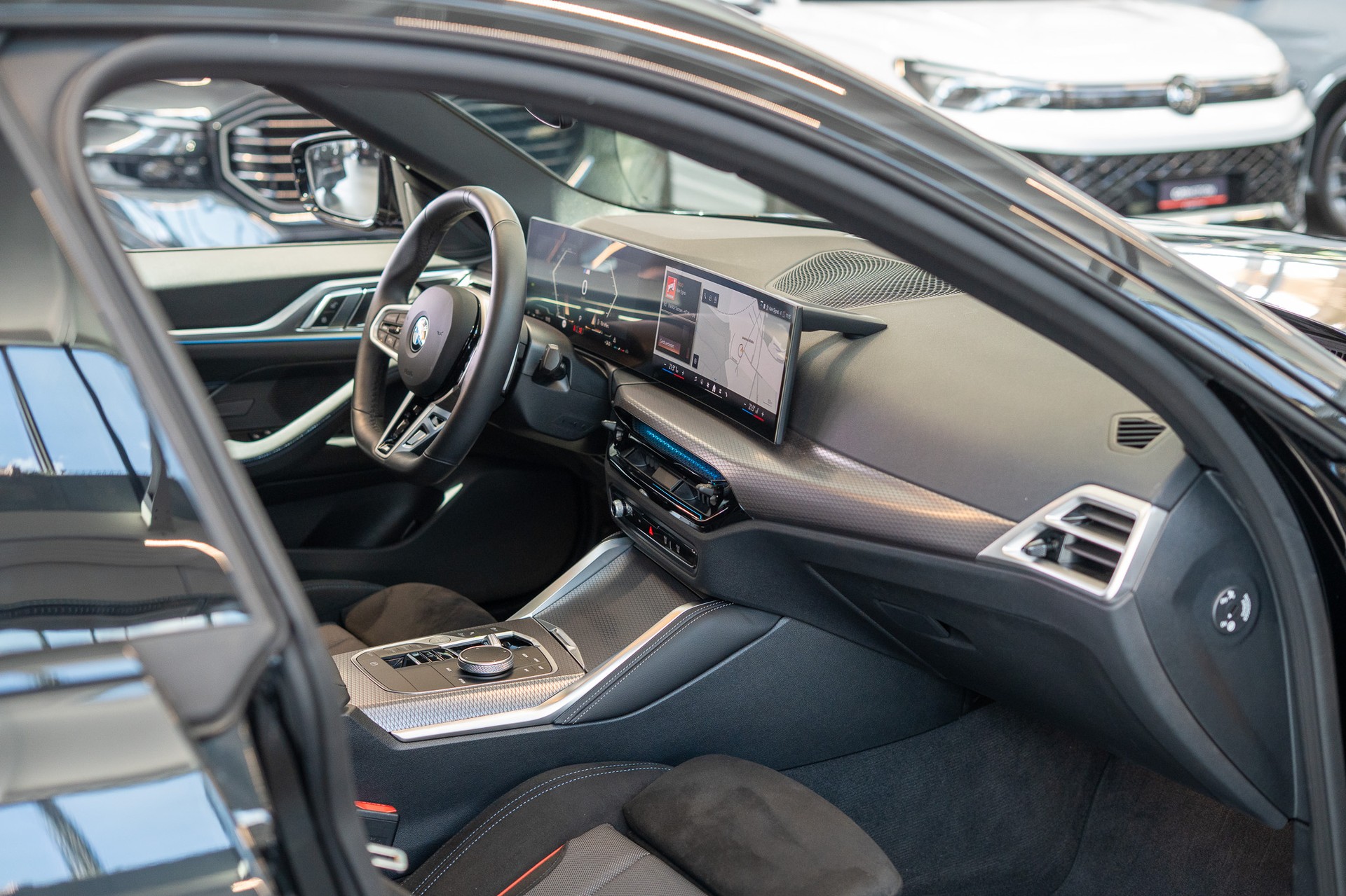 BMW 430i xDrive Gran Coupé / LCI /Glasdach / Rückfahrkamera /-image-14