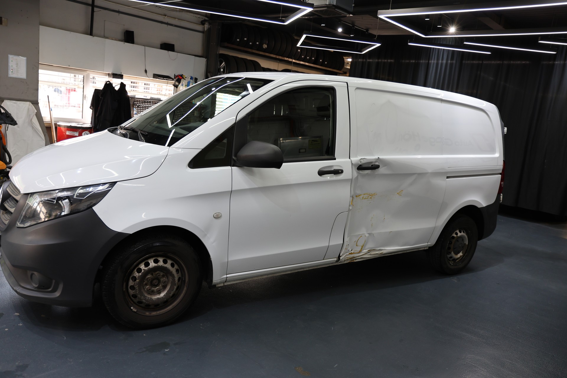 MERCEDES-BENZ Vito 111 BlueTEC Mixto EL Euro 6-showroom-element-1